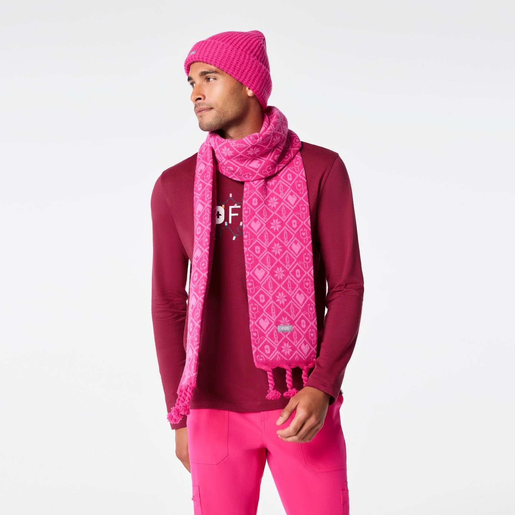 2025_Q4_10_SHOCKING-PINK_PATTERN-KNIT-SCARF_ASHLEY_1388.jpg