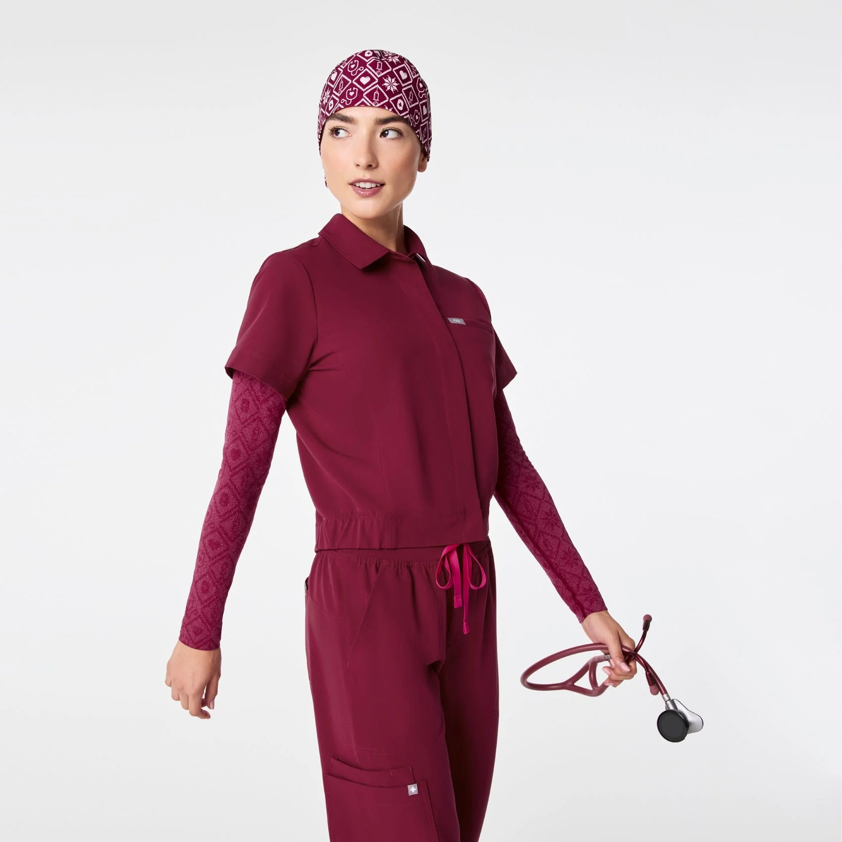 2025_Q4_10_DEEP-CRANBERRY_FAIRISLE-SCRUB-CAP_AYSSA_086.jpg