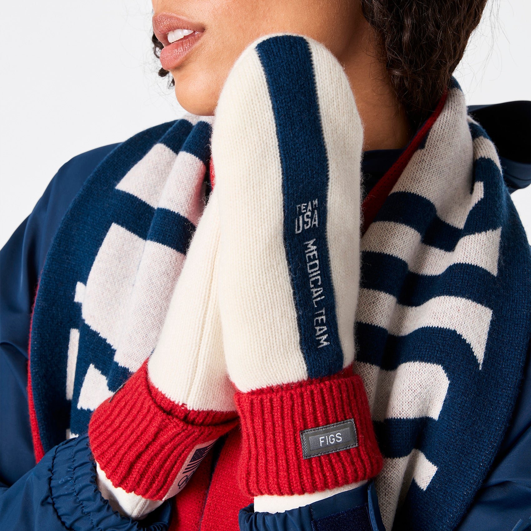2026_Q1_01_OFF-WHITE_TEAM-USA-KNIT-GLOVES_LAURYN_1553_90a7ffae-8969-489d-af52-de04488277bc.jpg