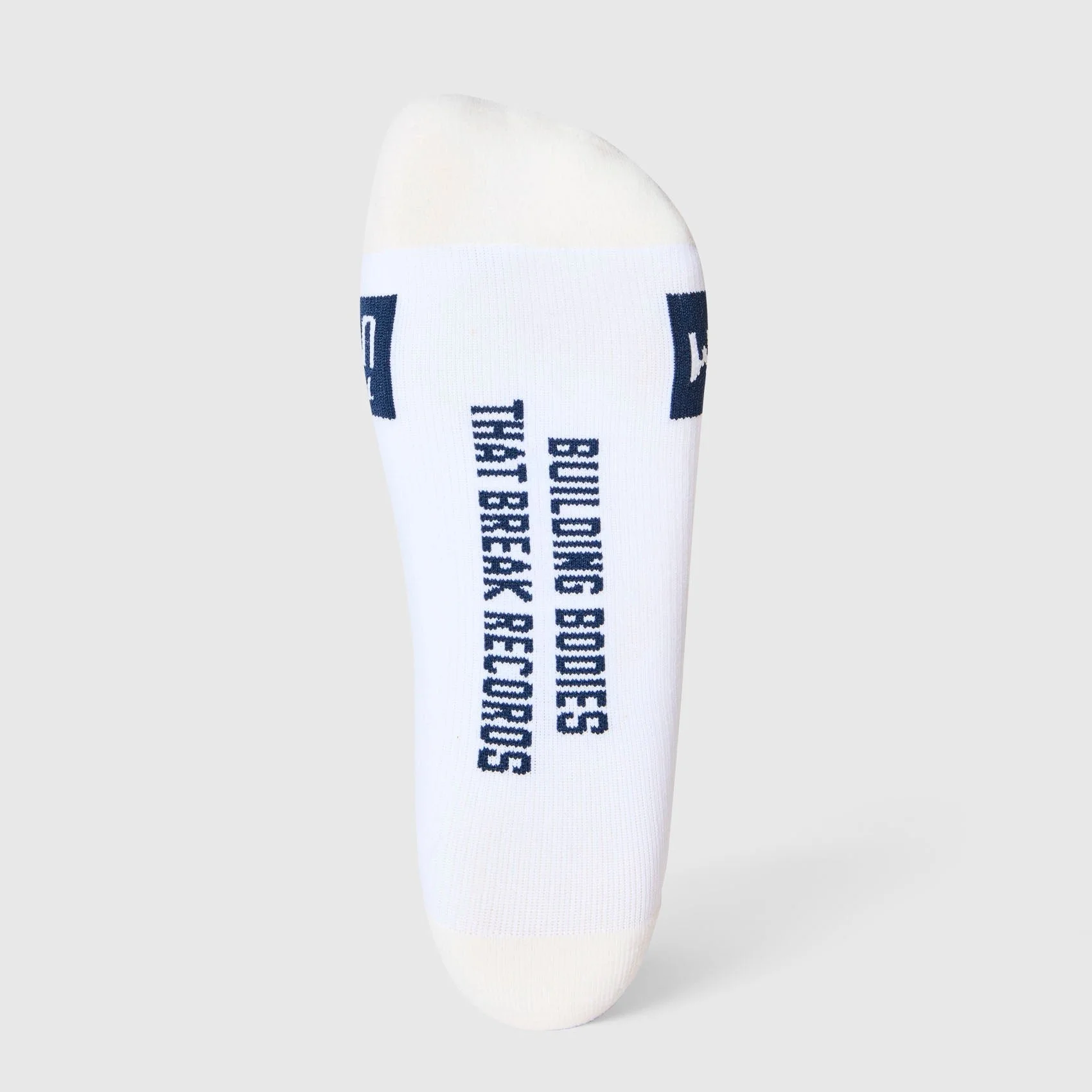 2026_Q1_01_WHITE_USA-HEART-COMPRESSION-SOCK_GHOST_0217.jpg