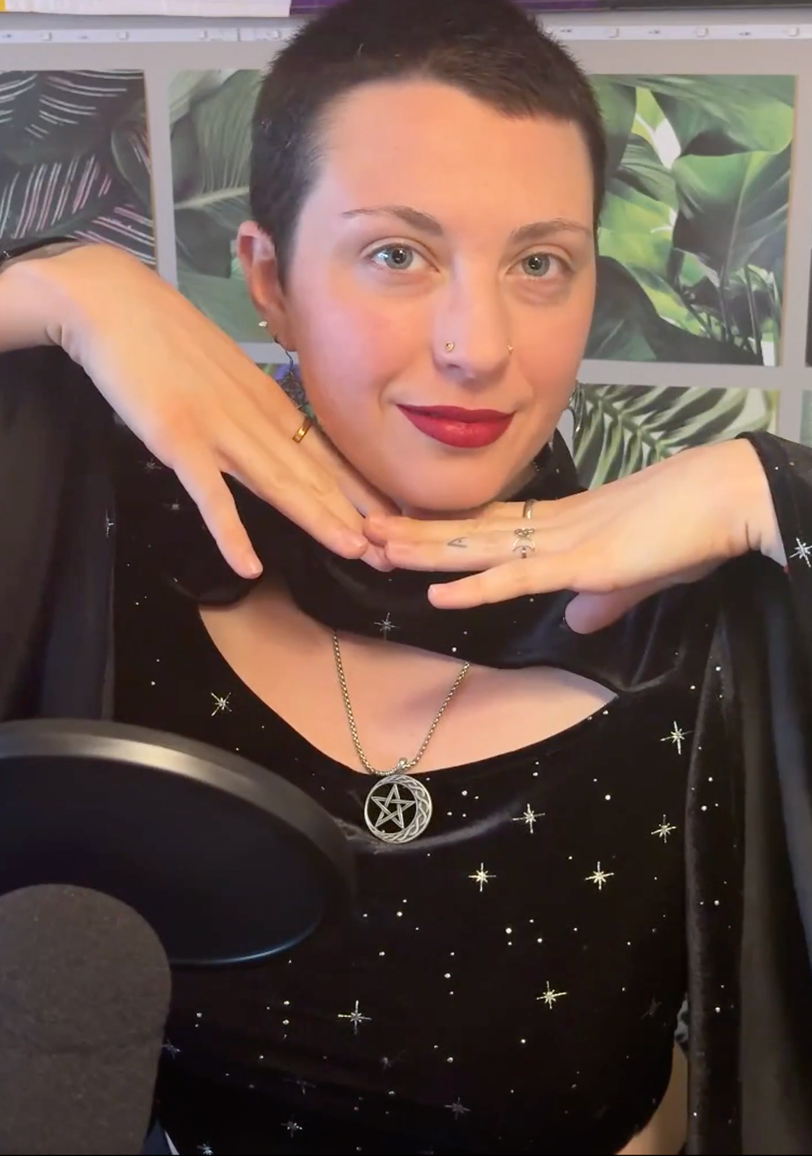 Lee Devi is a Yoga instructor who provides custom private Yoga retreats, queer rituals, astrology readings, and spiritual ceremonies for the LGBTQ+ community.