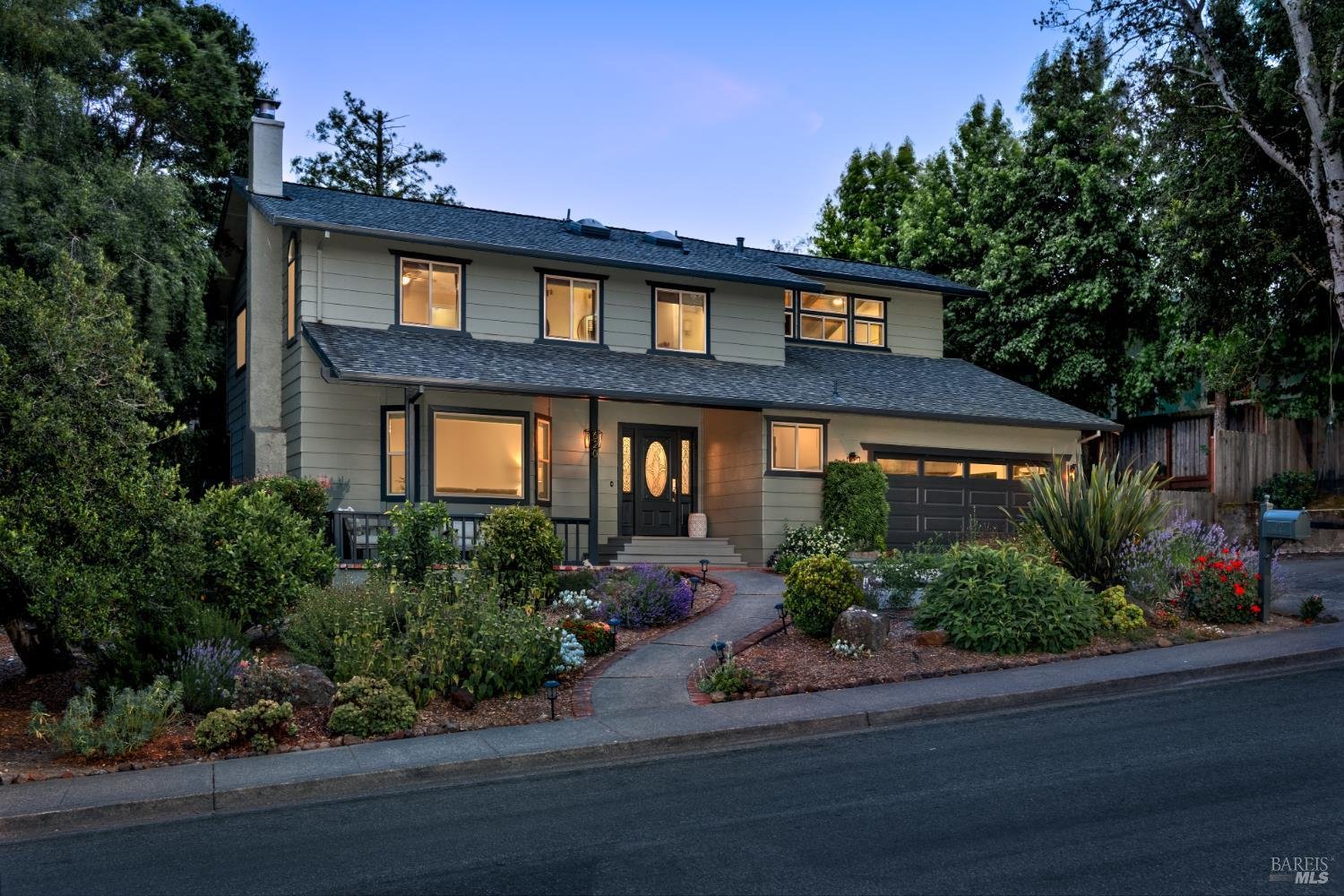 620 Elm Dr.jpg