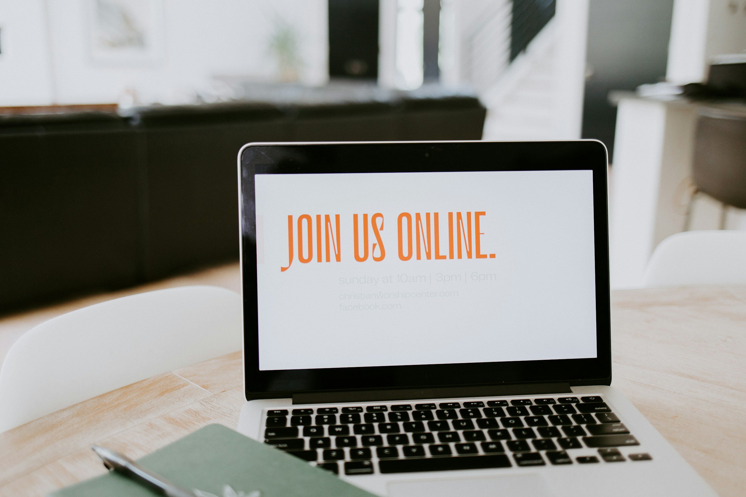 BUILDING A STRONG ONLINE REPUTATION IN 2025: SMART STRATEGIES FOR SMALL BUSINESSES