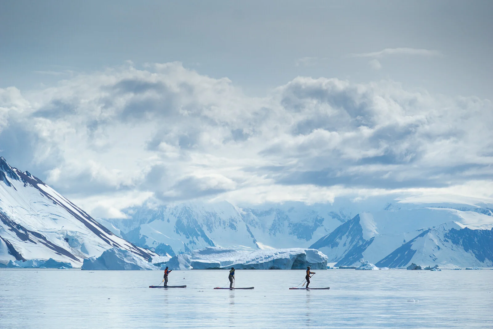 SUP in Antarctica ©Dagny_Ivarsdottir.jpg