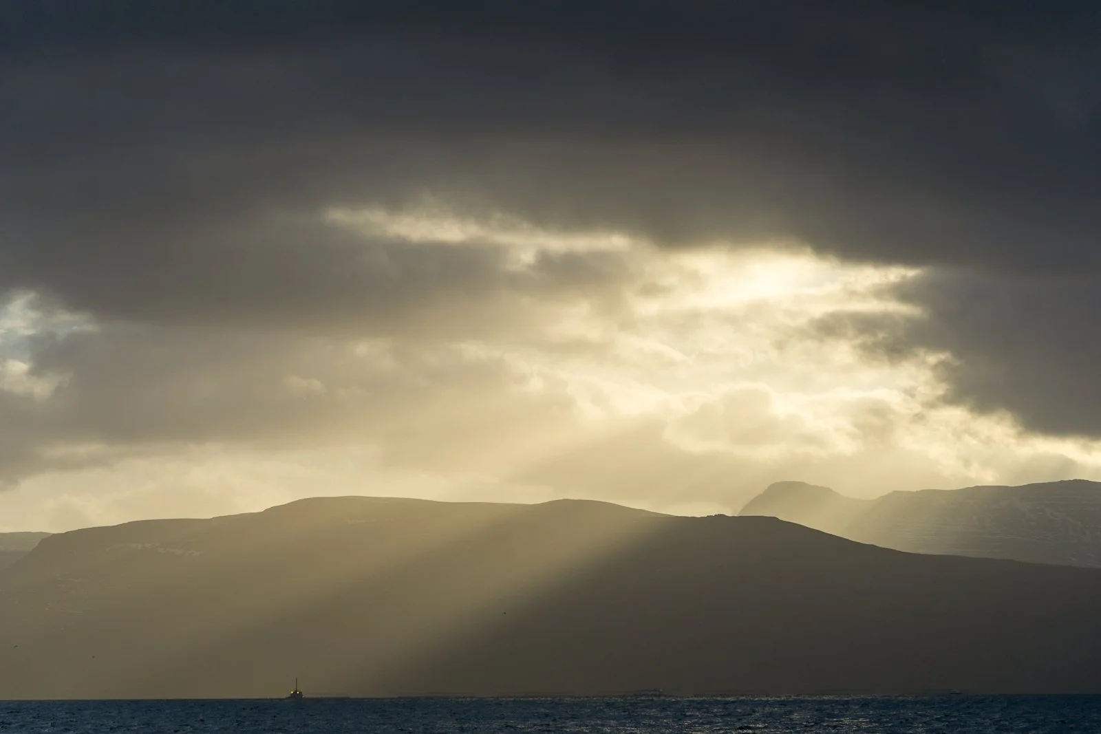 Sunset Arnarfjordur ©Dagny_Ivarsdottir Iceland 2021-27.jpg