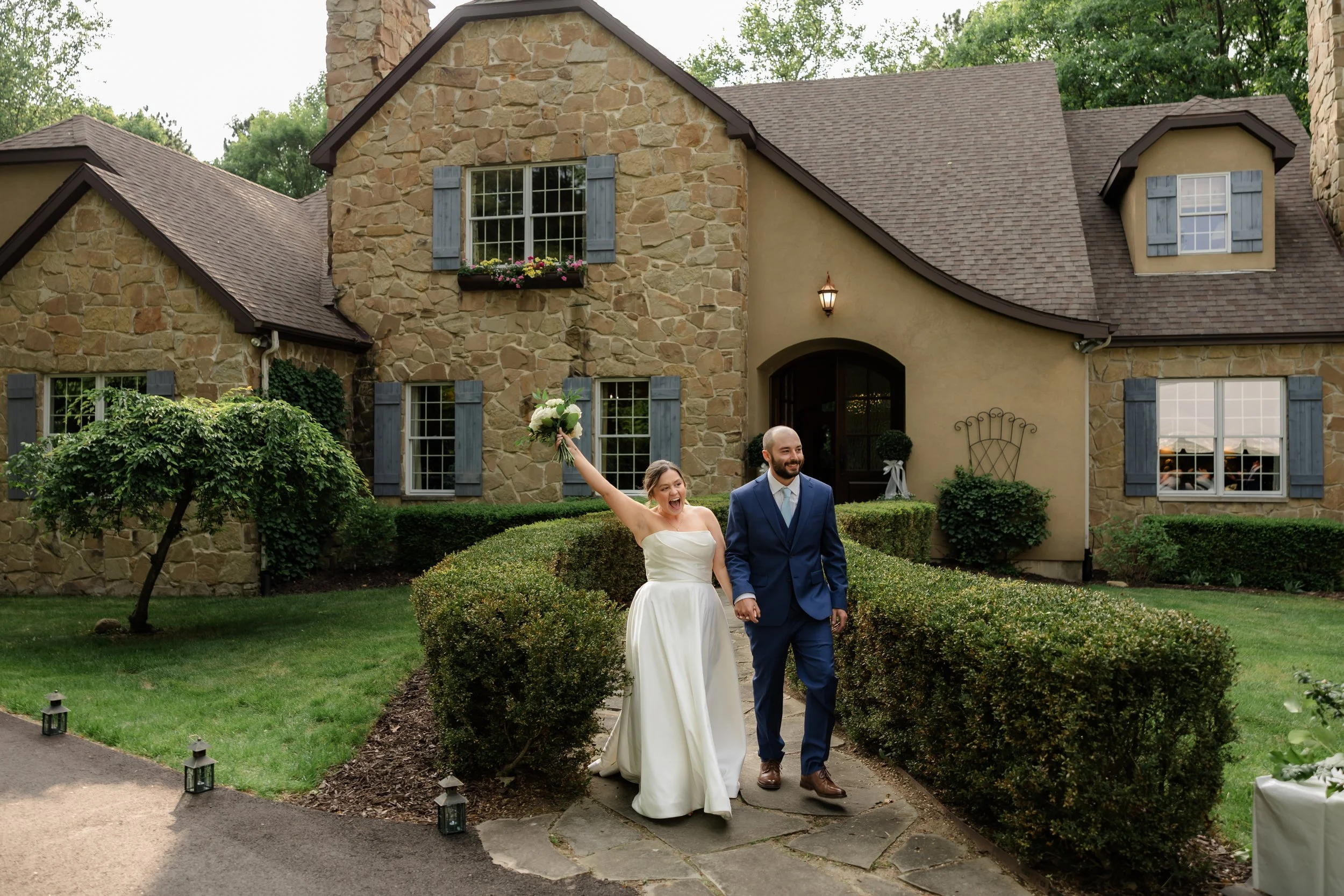 backyard-wedding-inspiration-photos.jpg