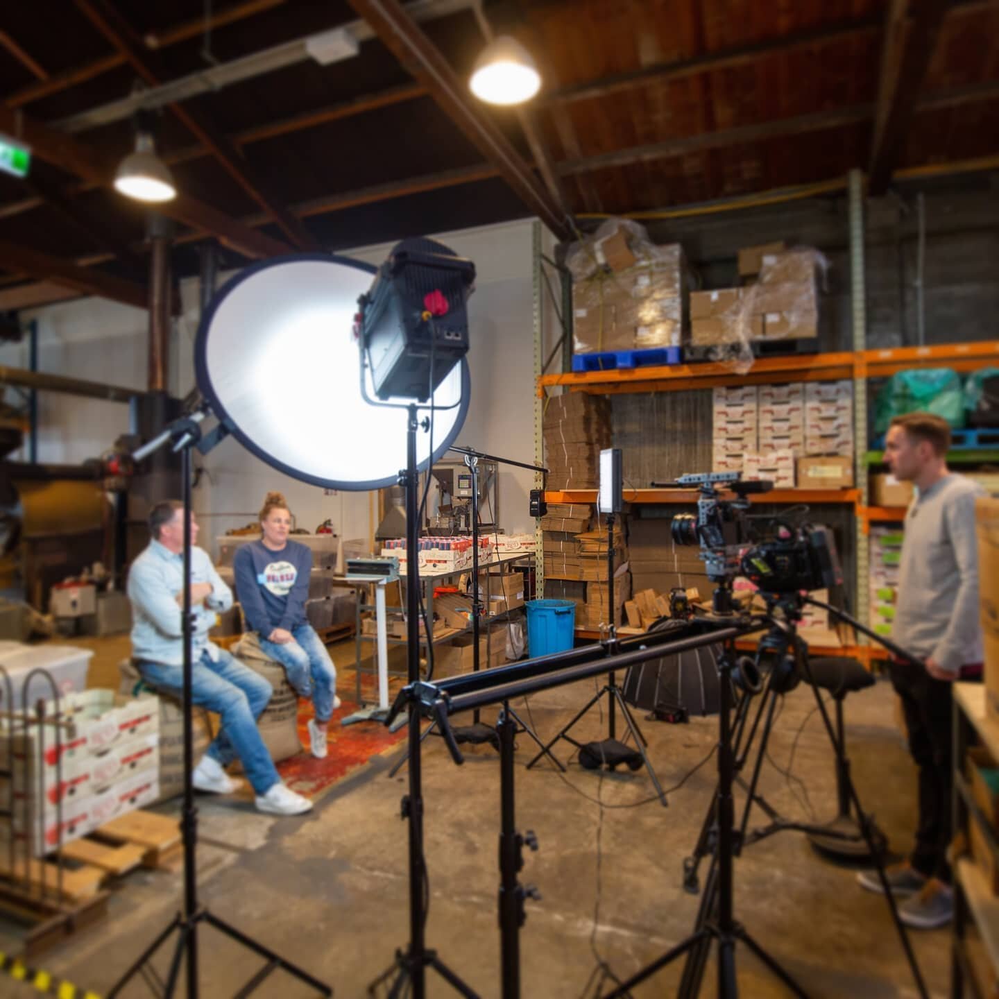 Awesome afternoon shooting with @sublimecoffeeroasters. They have a super awesome story and DELICIOUS coffee ☕!!
.
@canon.nz
@panasonicgh5 
@ursamini 
@ursaminipro 
@rodemic 
@aputure.lighting 
@rayzr_light
.
#sublimecoffeeroasters #sublimecoffee #newzealandbarista #nzcoffee #coffee #panasoniclumix #gh5 #ursamini46k #umpg2 #nelsonnz #nelsonshines #filmmaking #behindthescenes #filmmakerslife #griplife #filmkrs