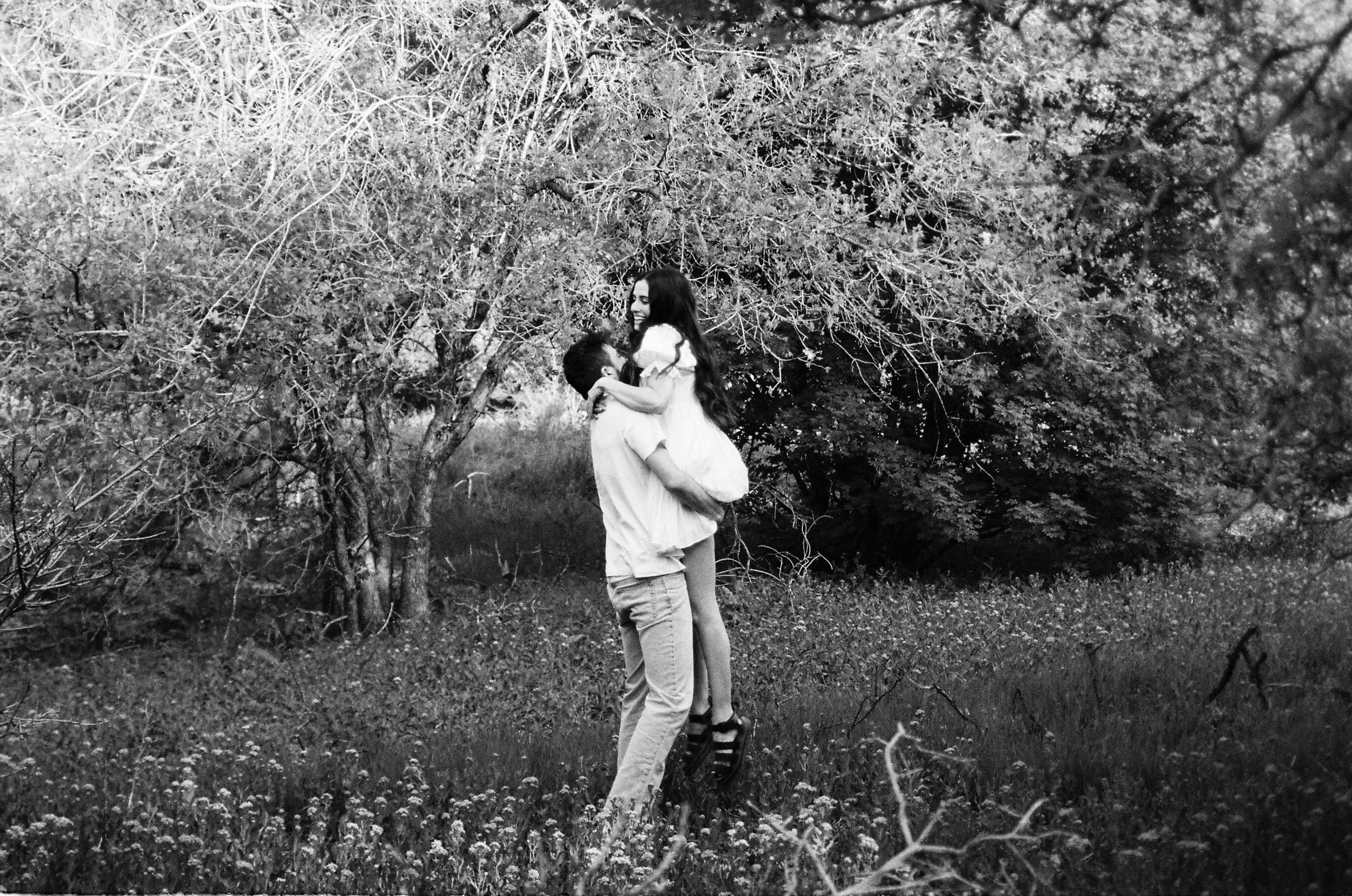 jake-lauren-engagements-film-web-22.jpg