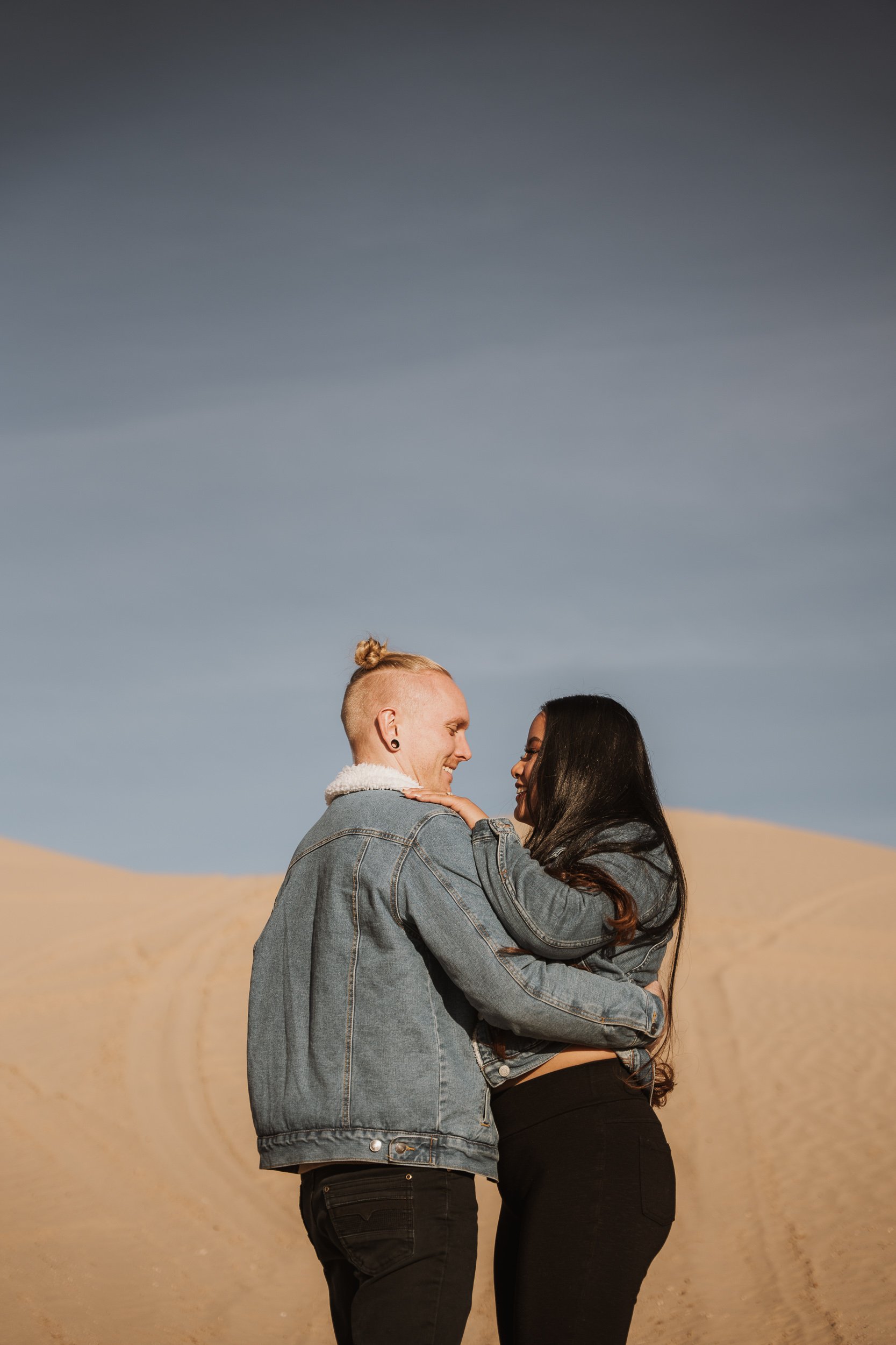 Sand-Dunes-Engagement-Session-Rexie-danny-11.jpg