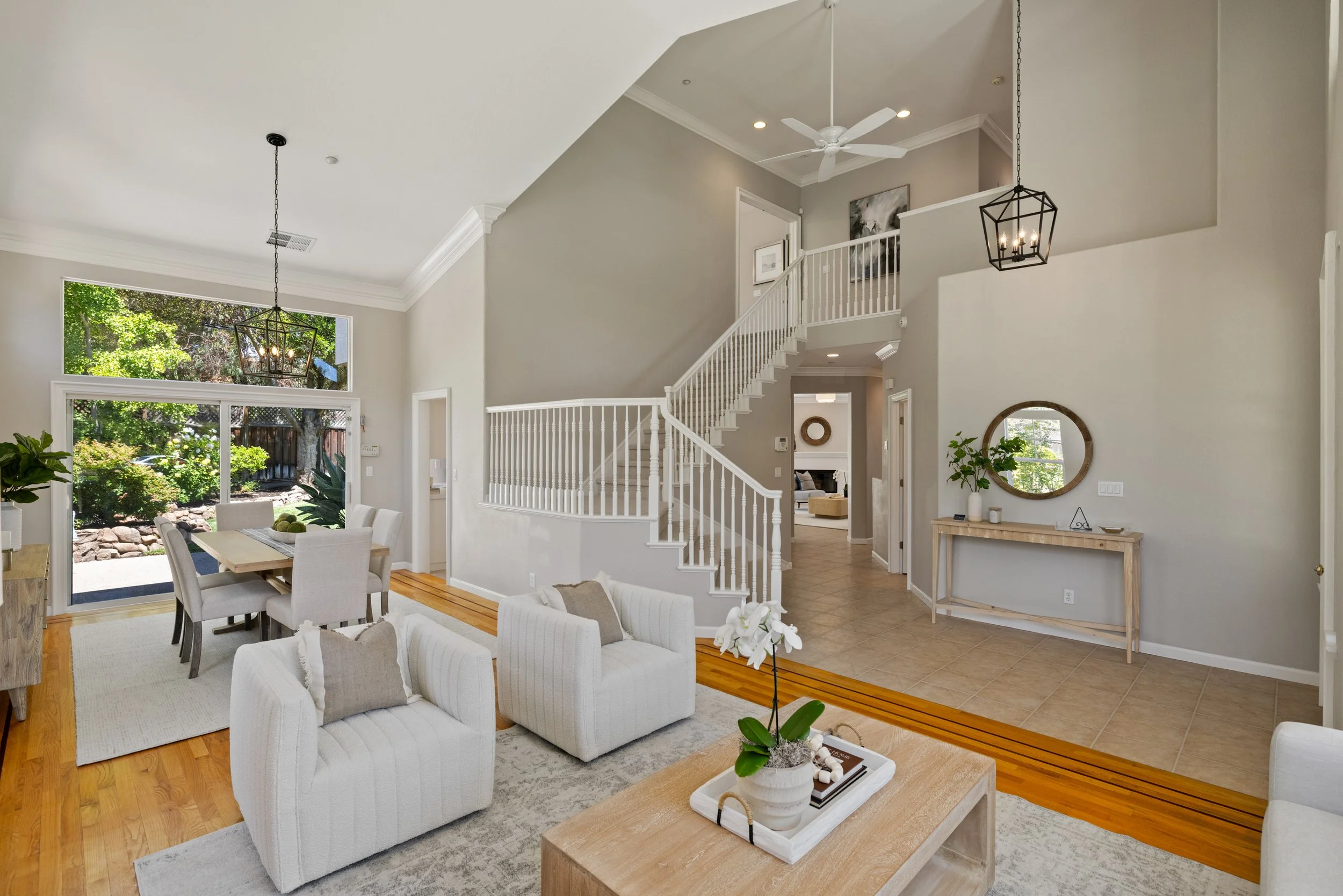 12 Living Room.jpg
