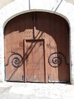 Doorway in Bellac.