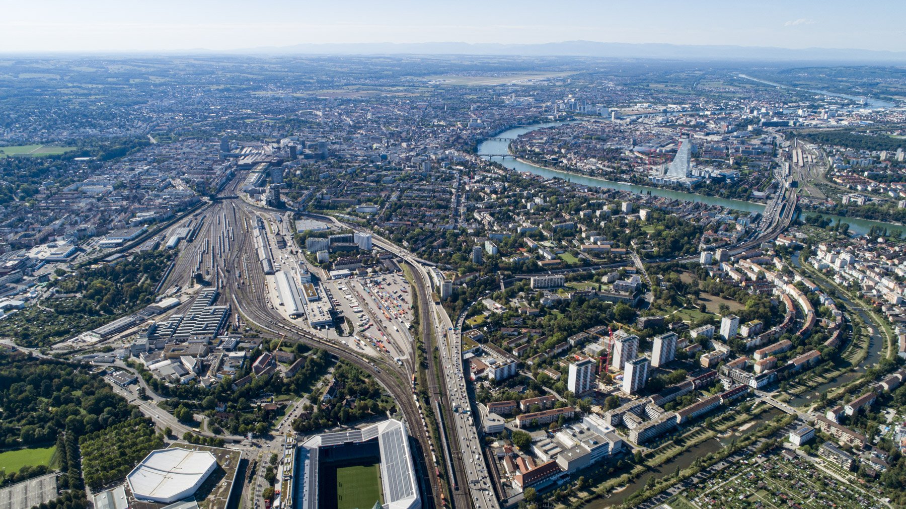 zweiwest Drohnenfotografie Ausblicke aus Basel und Einblicke in Basel