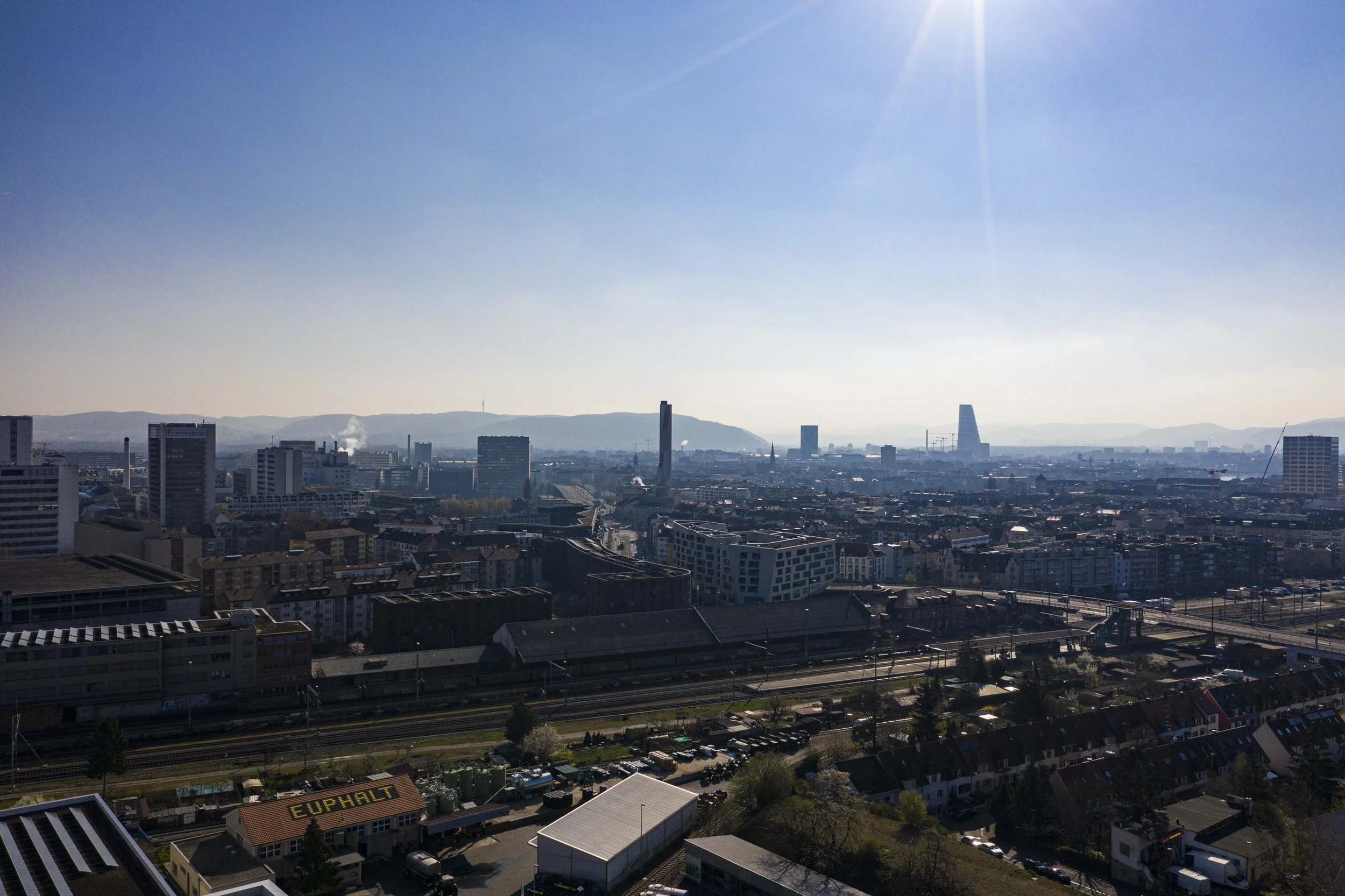 zweiwest-Droneshots-Basel-Aus-Einblicke-03.jpg