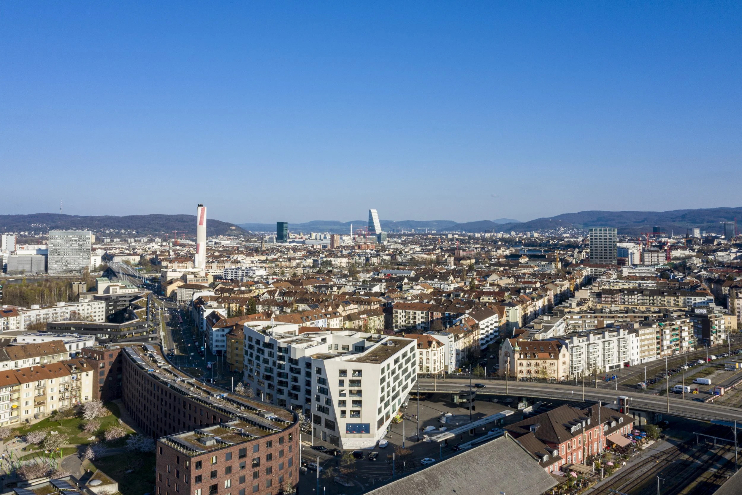 zweiwest-Droneshots-Basel-Aus-Einblicke-23.jpg