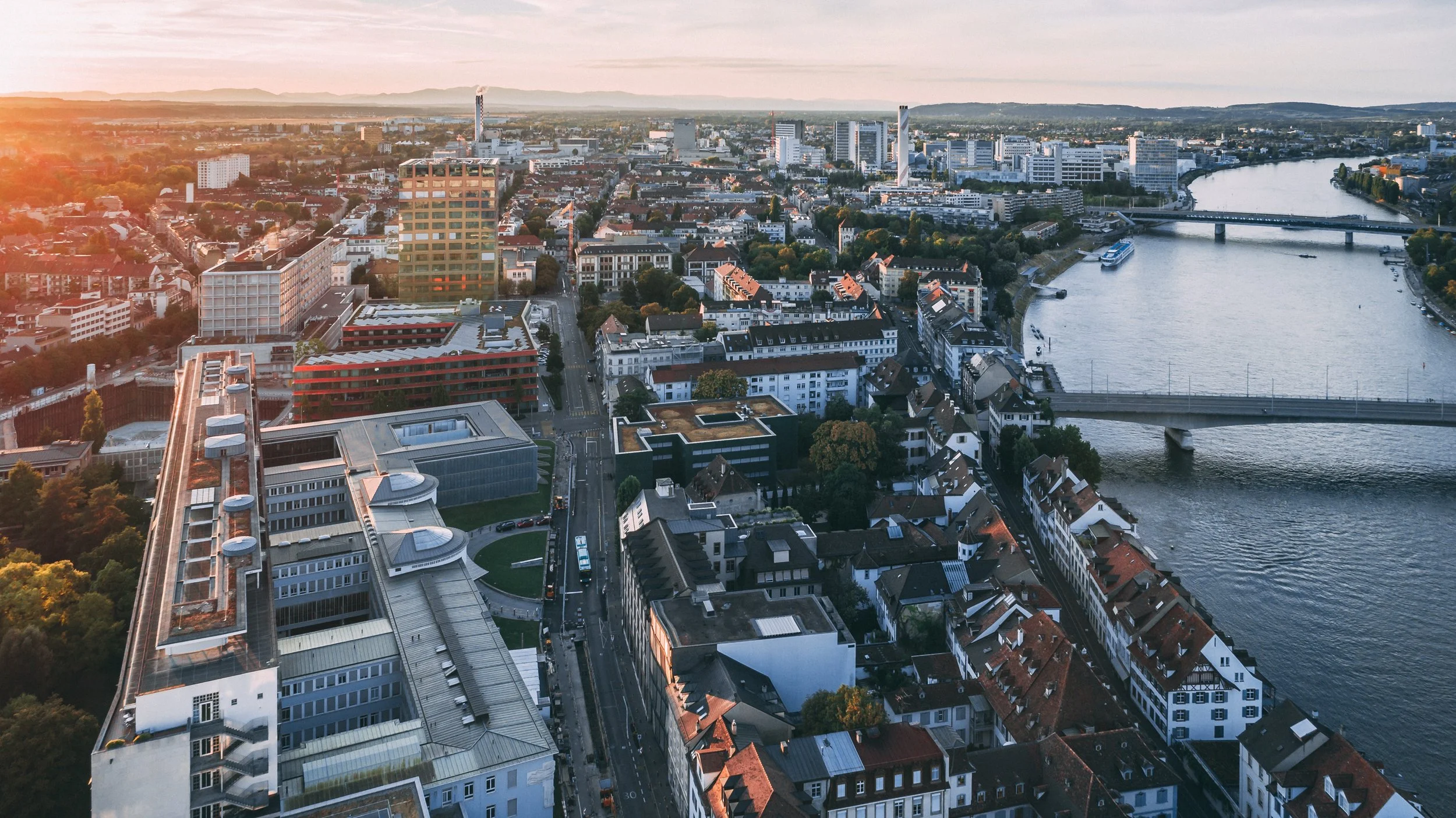 zweiwest-Droneshots-Basel-Quartiere-Areale-07.jpg