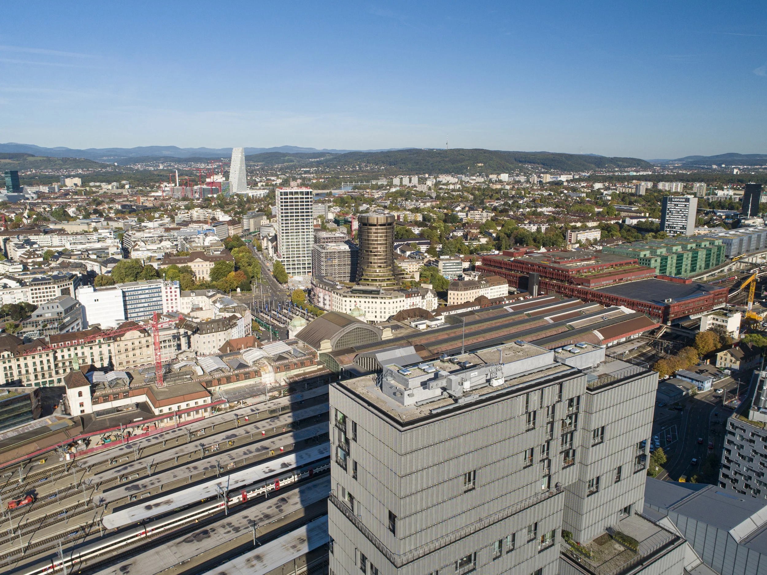 zweiwest-Droneshots-Basel-Quartiere-Areale-40.jpg