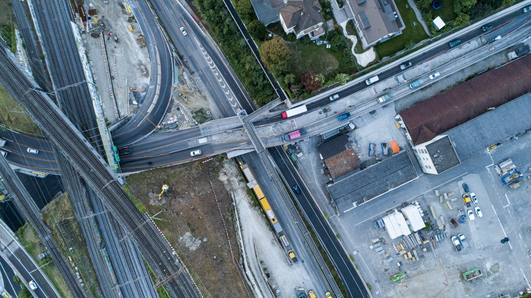 zweiwest Drohnenfotografie Autobahn Basel