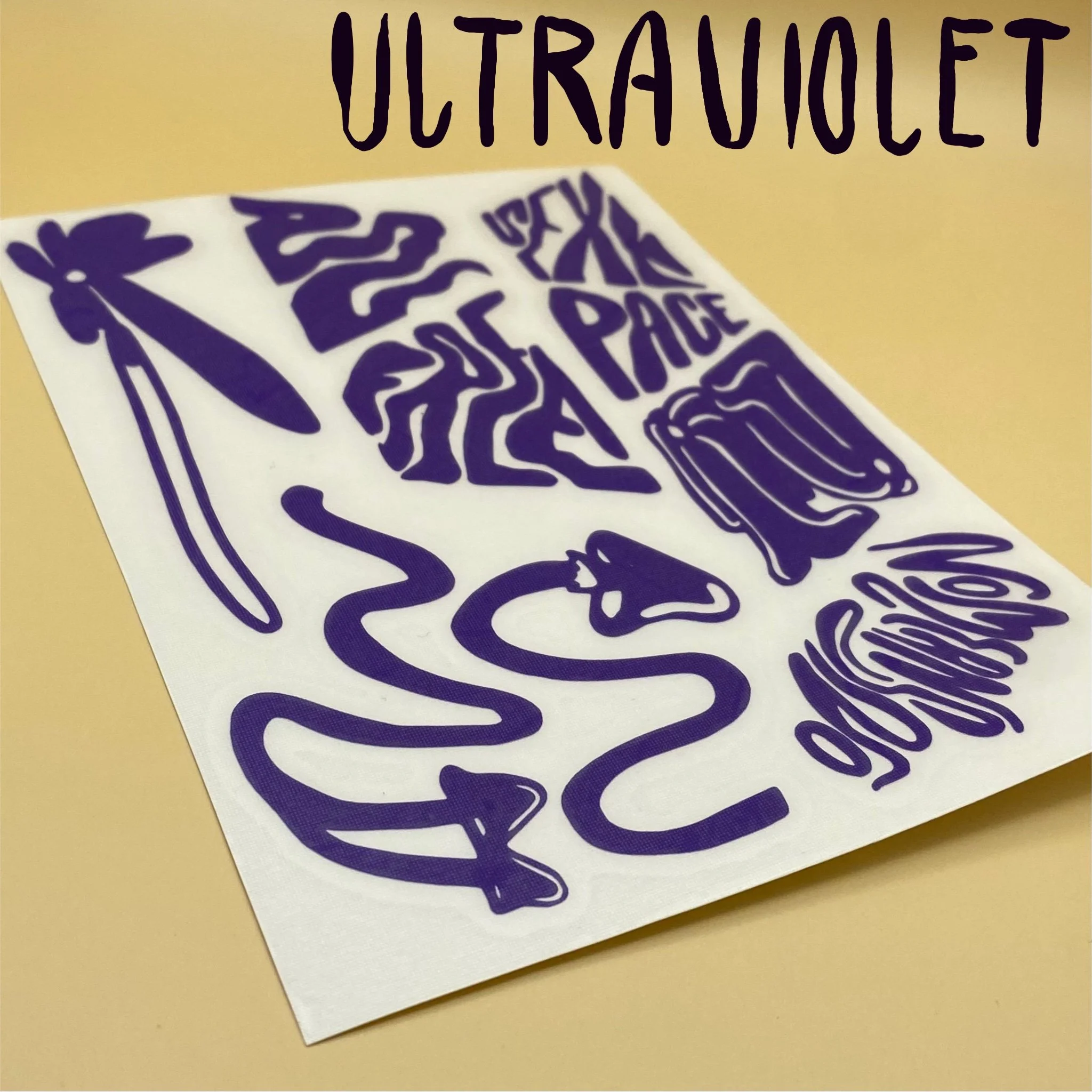 Fahrradaufkleber_Outsideiffreedom-ultraviolet.jpg
