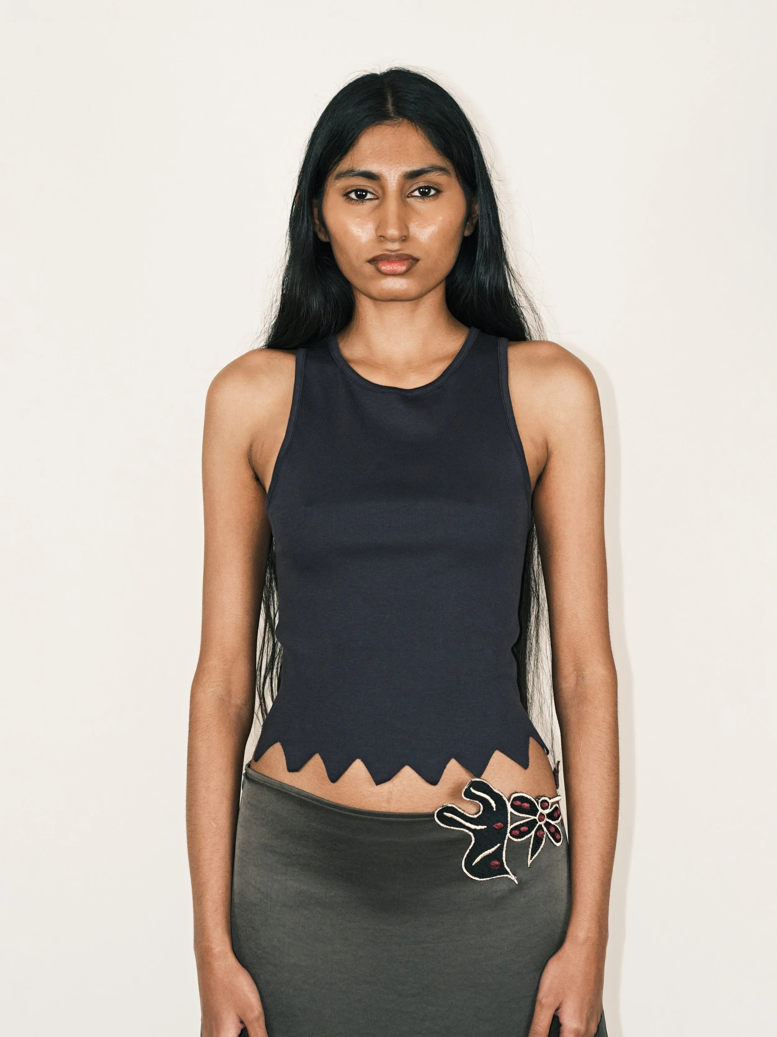 V TANK TOP