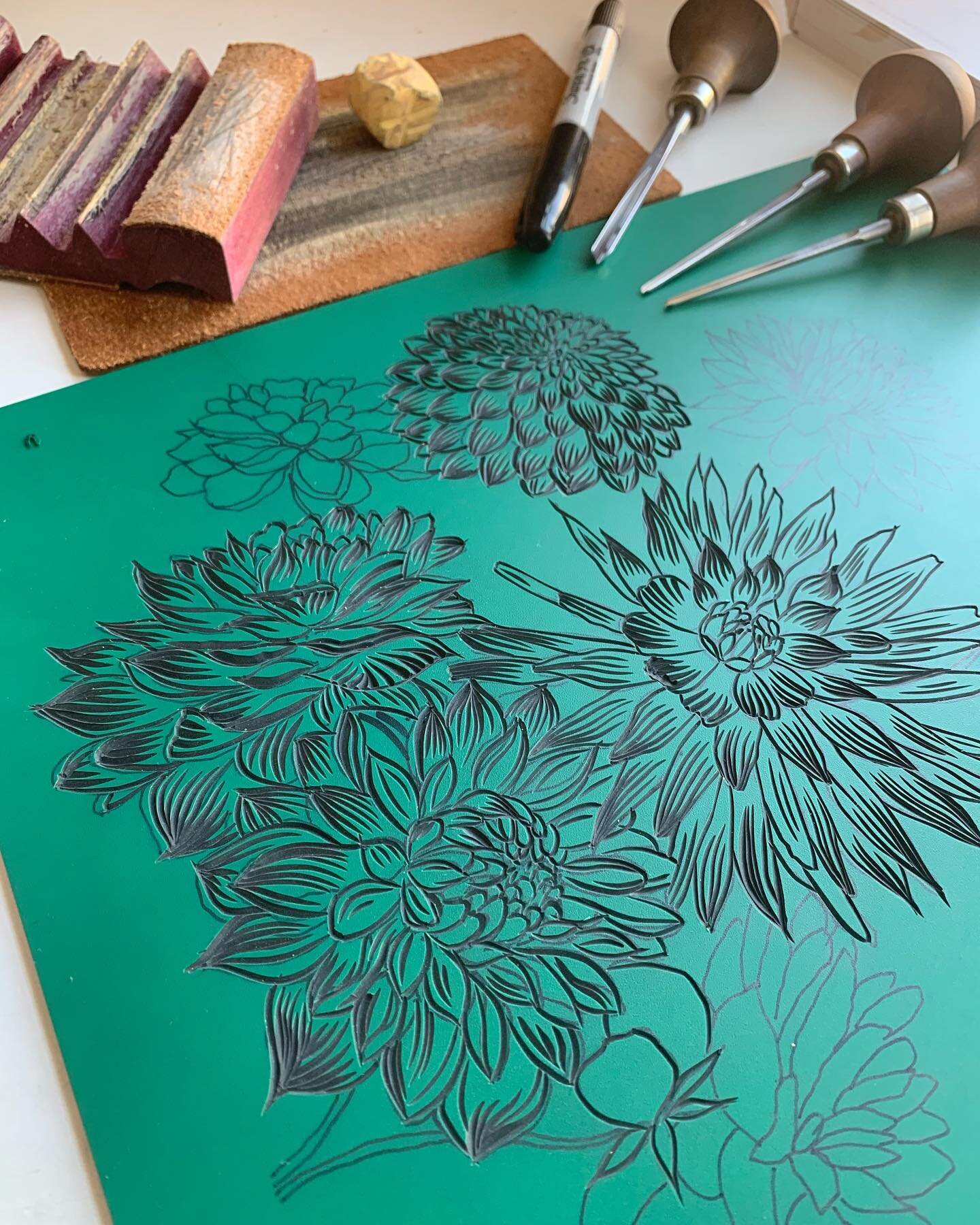 Work in progress! 

I&rsquo;ve started a new print with dahlias. One of my favourite flowers. 

I&rsquo;ve grown some of my own from seed but they are tiny flowers. I&rsquo;d love to be able to grow big blooms like these! 
.
.
.
#dahlias #dahliasofin