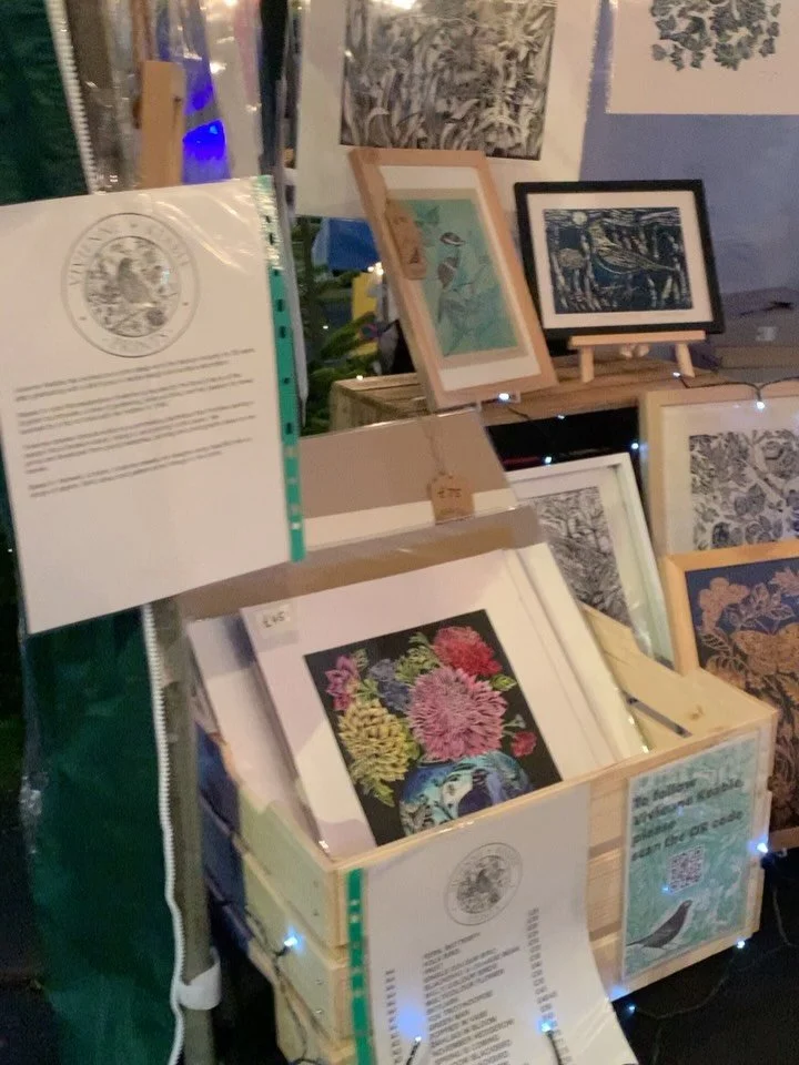 I&rsquo;m taking part in @pershorechristmasfayre this week on 28th and 28th November in Pershore, Worcestershire. 

I&rsquo;ll be selling my handmade, handcarved linocuts and cards.

Friday 4pm -8pm 
Saturday 10am - 4pm

Hope to see you there. 🎄 

#