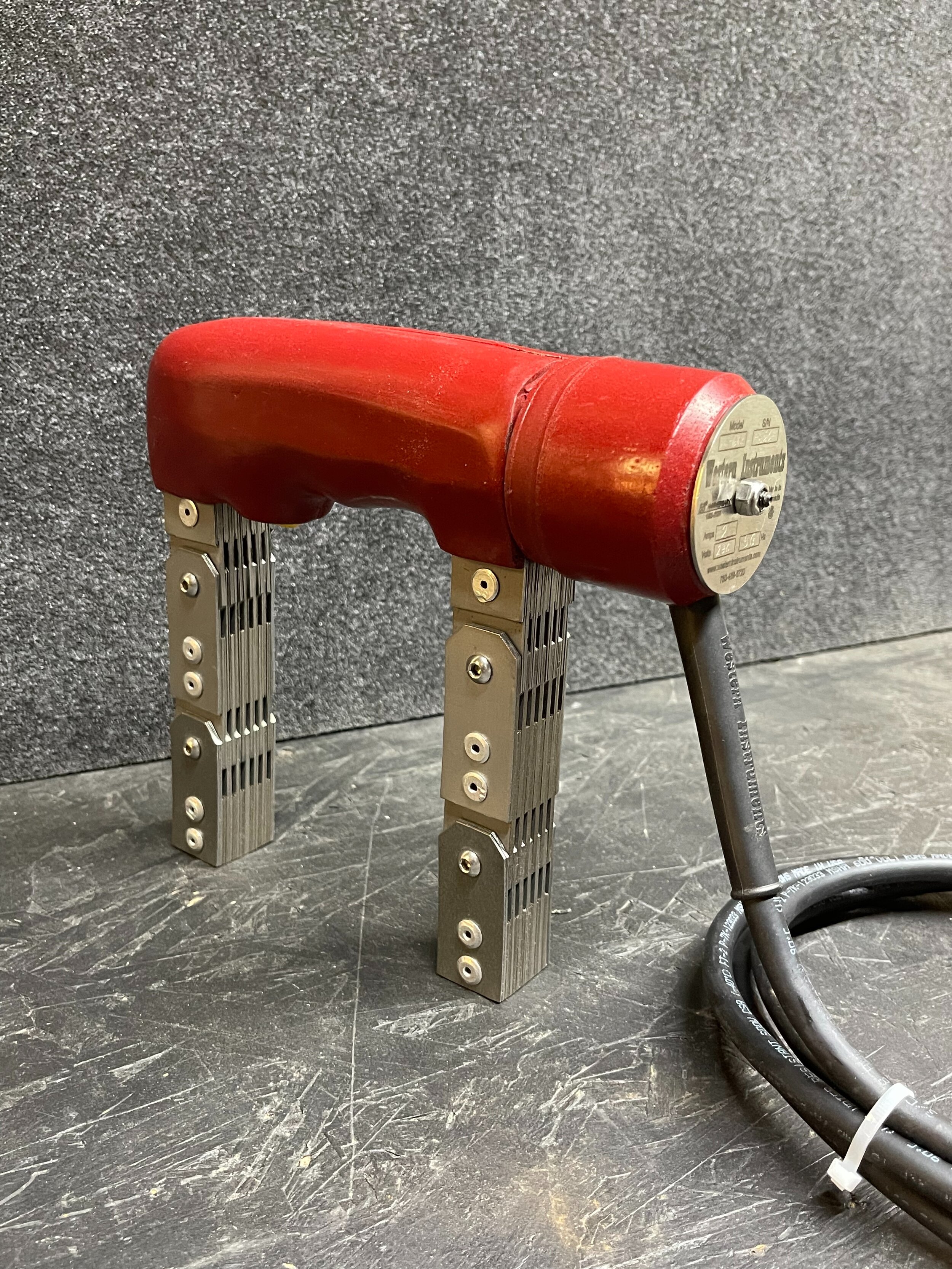 WC-6X2_Red Cap_Angle View.jpg