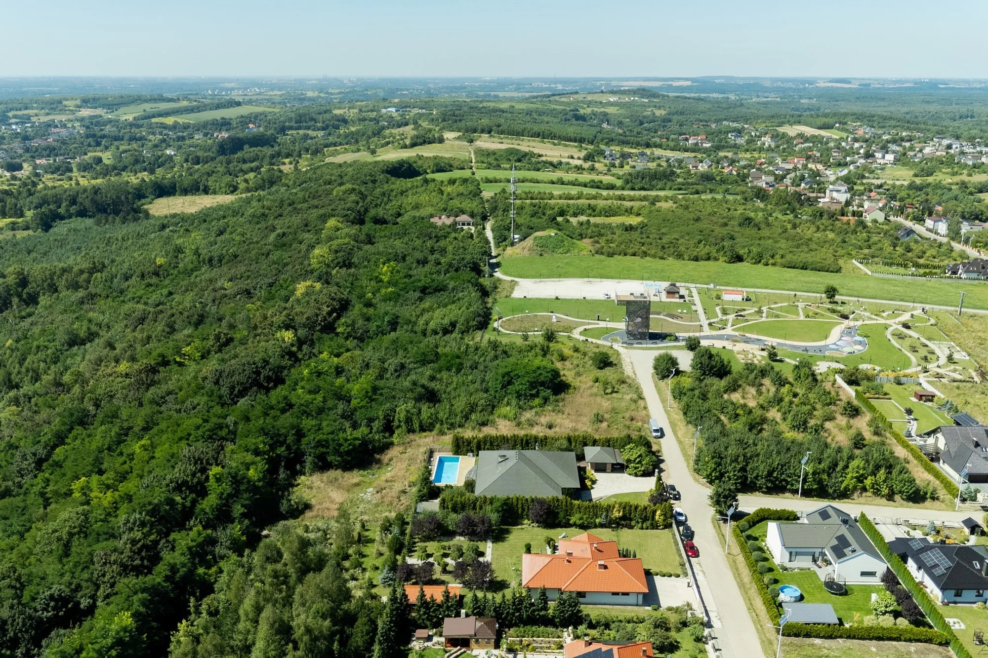 sesja nieruchomości, rustykalny dom, willa z basenem, dom z bali