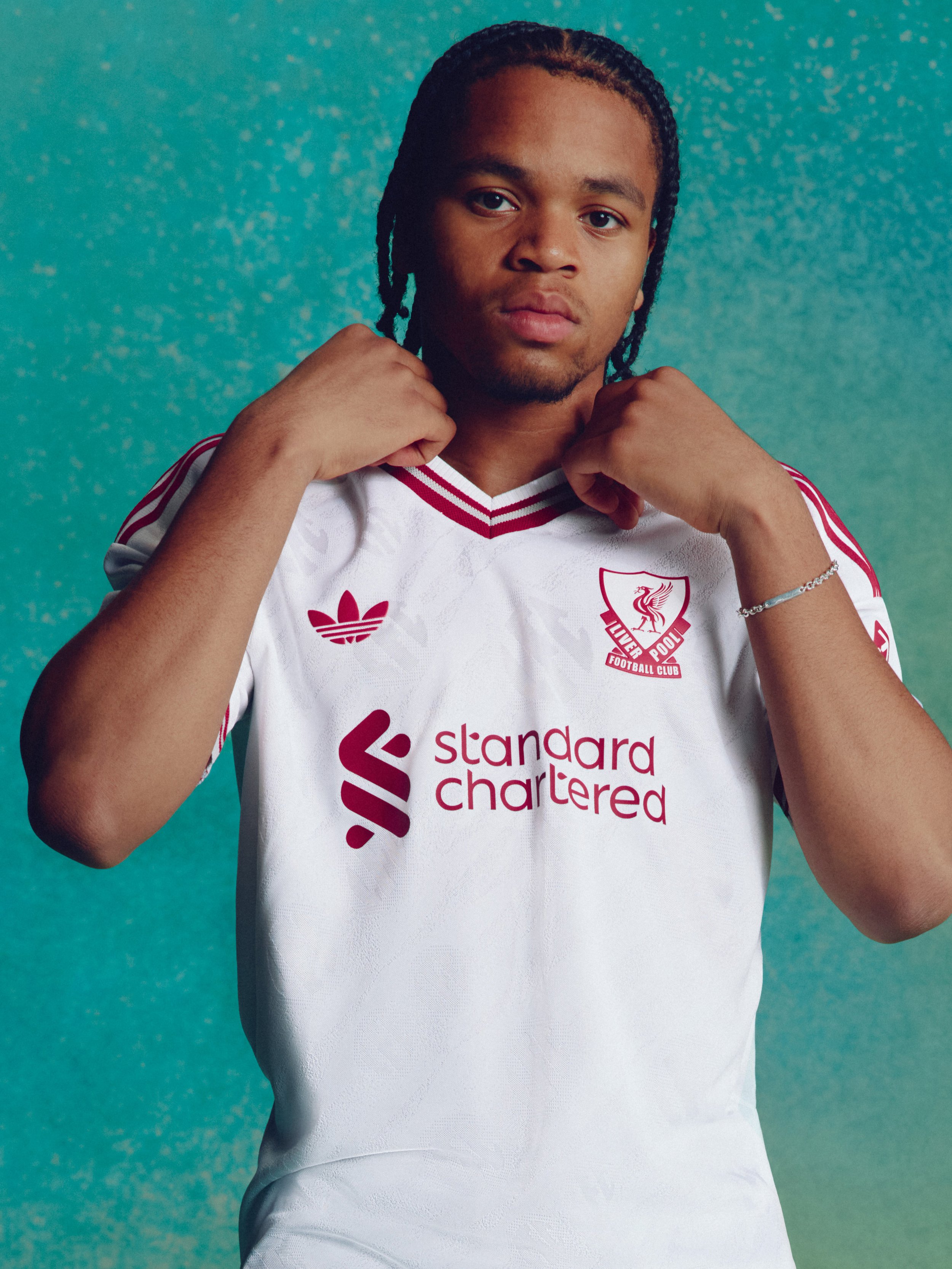 H24803_FW26_LIVERPOOL_AWAY_PLAYER_KA6859_NGUMOHA_02_3X4.jpeg