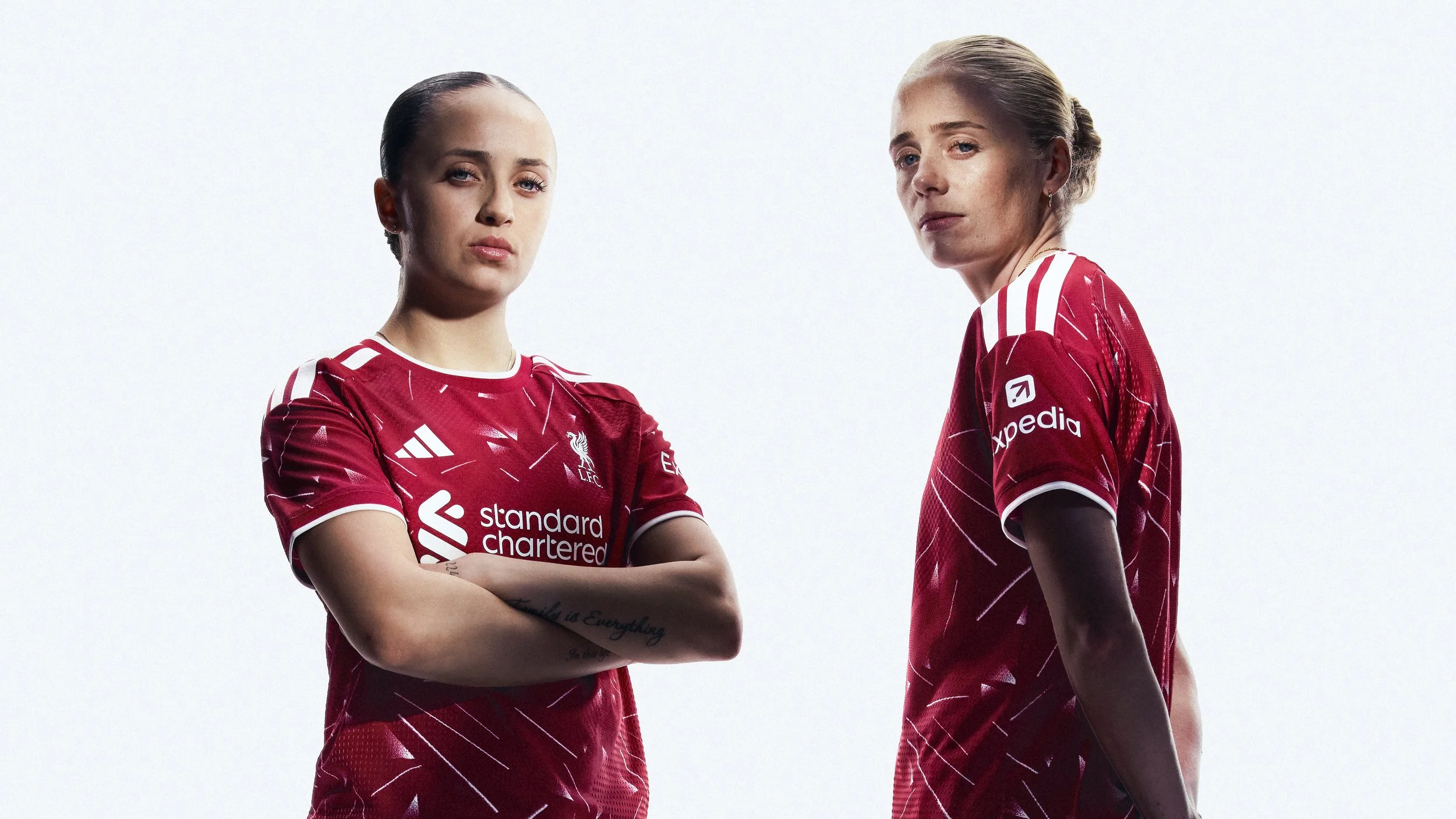 H24803_FW26_LIVERPOOL_HOME_GROUP_KB8267_ENDERBY_FISK_01_RGB.jpg