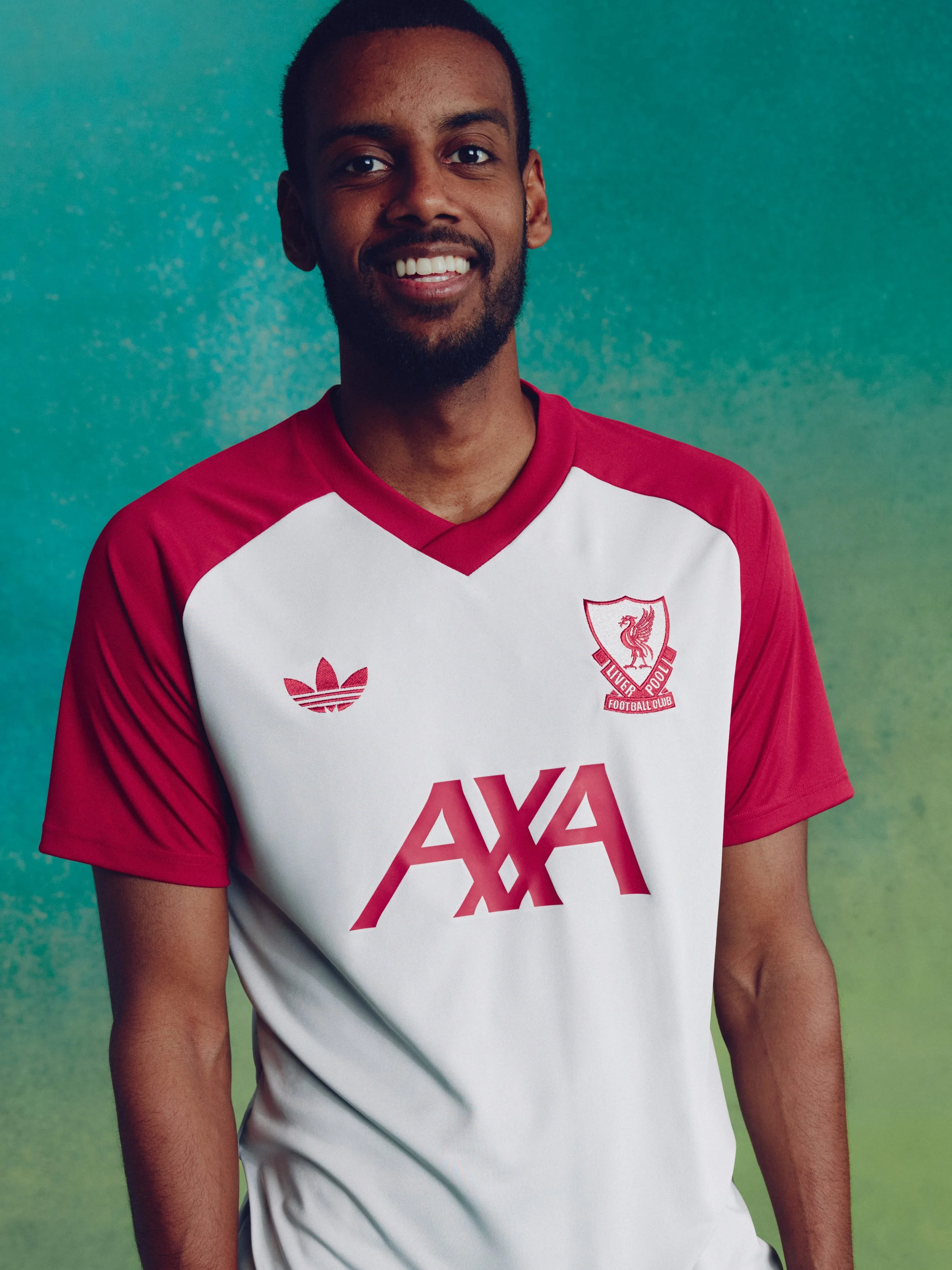 H24803_FW26_LIVERPOOL_AWAY_PLAYER_KE8906_ISAK_01_3X4.jpeg