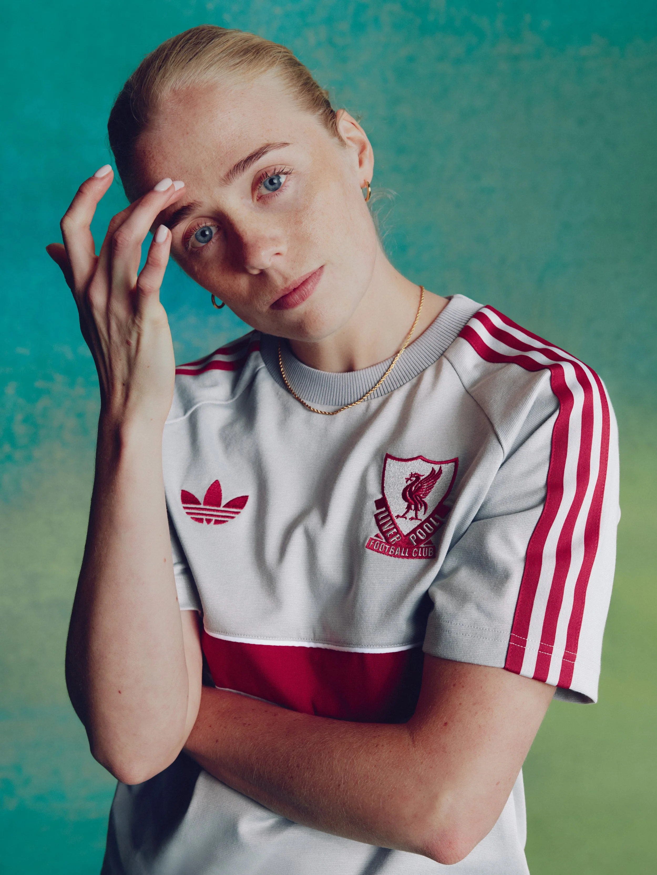H24803_FW26_LIVERPOOL_AWAY_PLAYER_KG2903_FISK_01_3X4.jpeg
