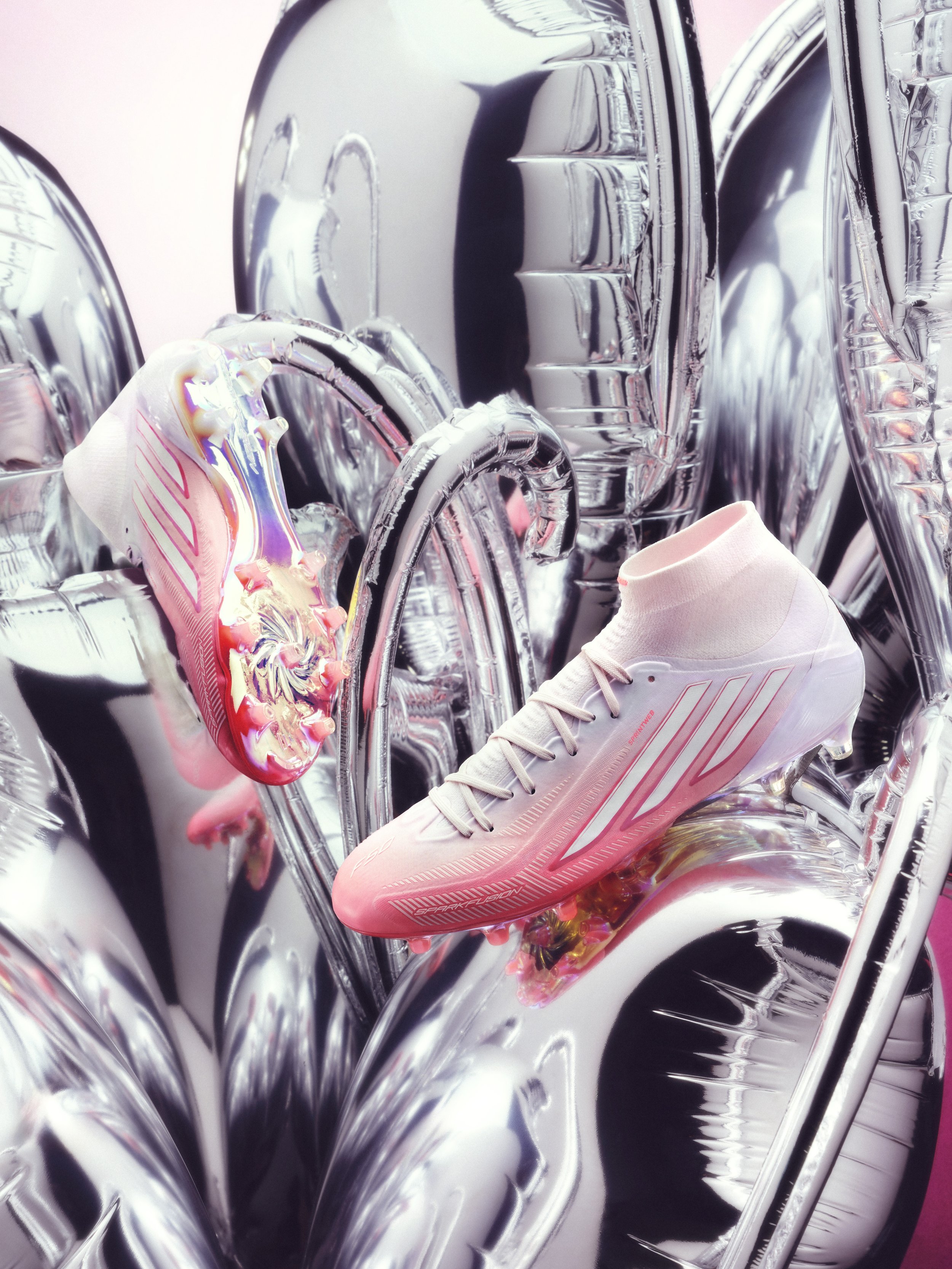 H24781_F50_FW26_PLAYER_VICKY_IH4459_SHOT21_3x4_RGB.jpeg