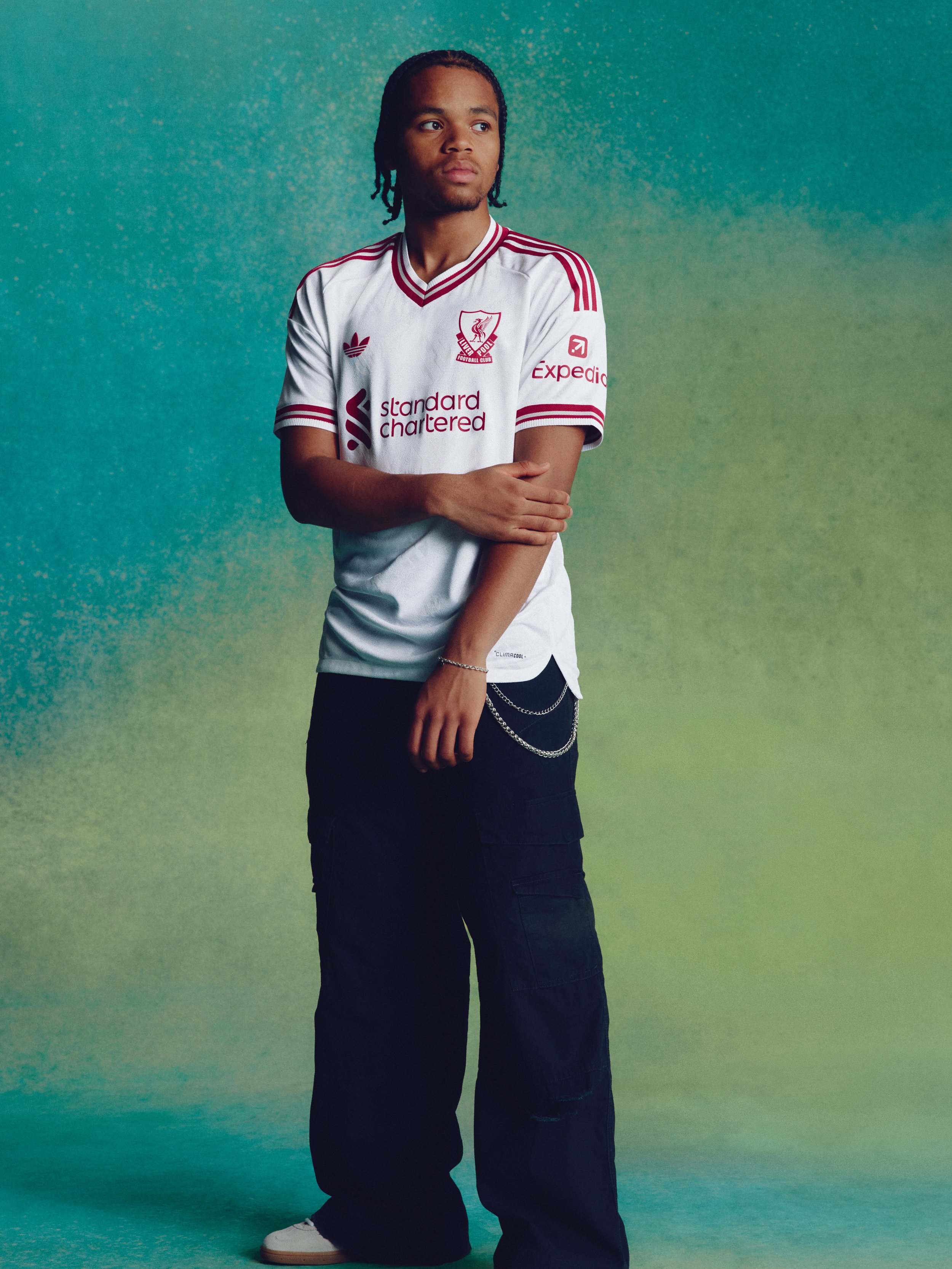 H24803_FW26_LIVERPOOL_AWAY_PLAYER_KA6859_NGUMOHA_03_3X4.jpeg
