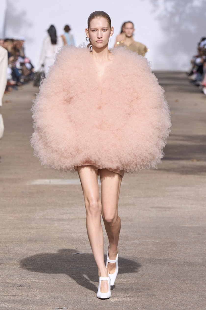 Stella McCartney Spring 25, Look 21