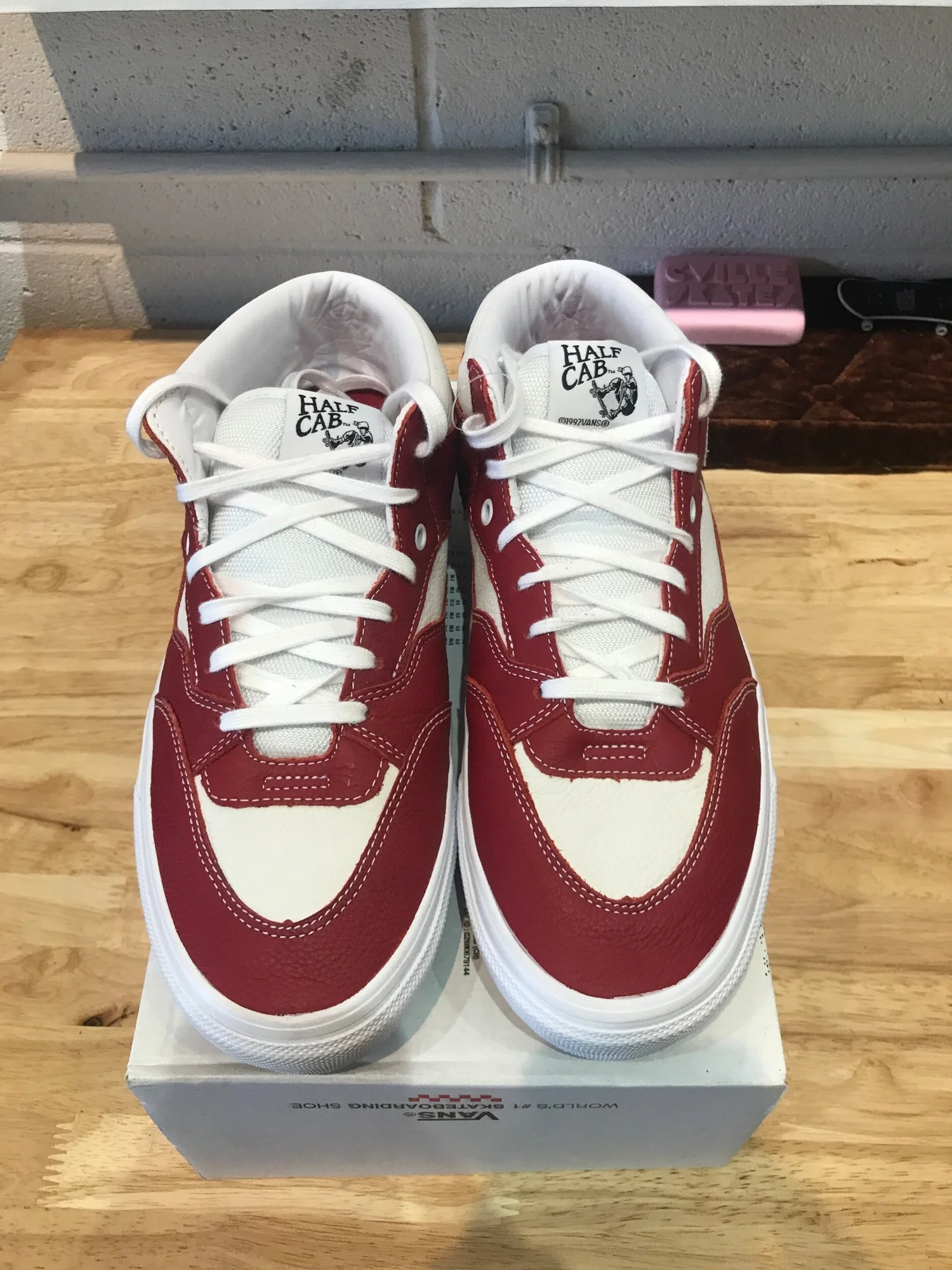 Vans sales skate red