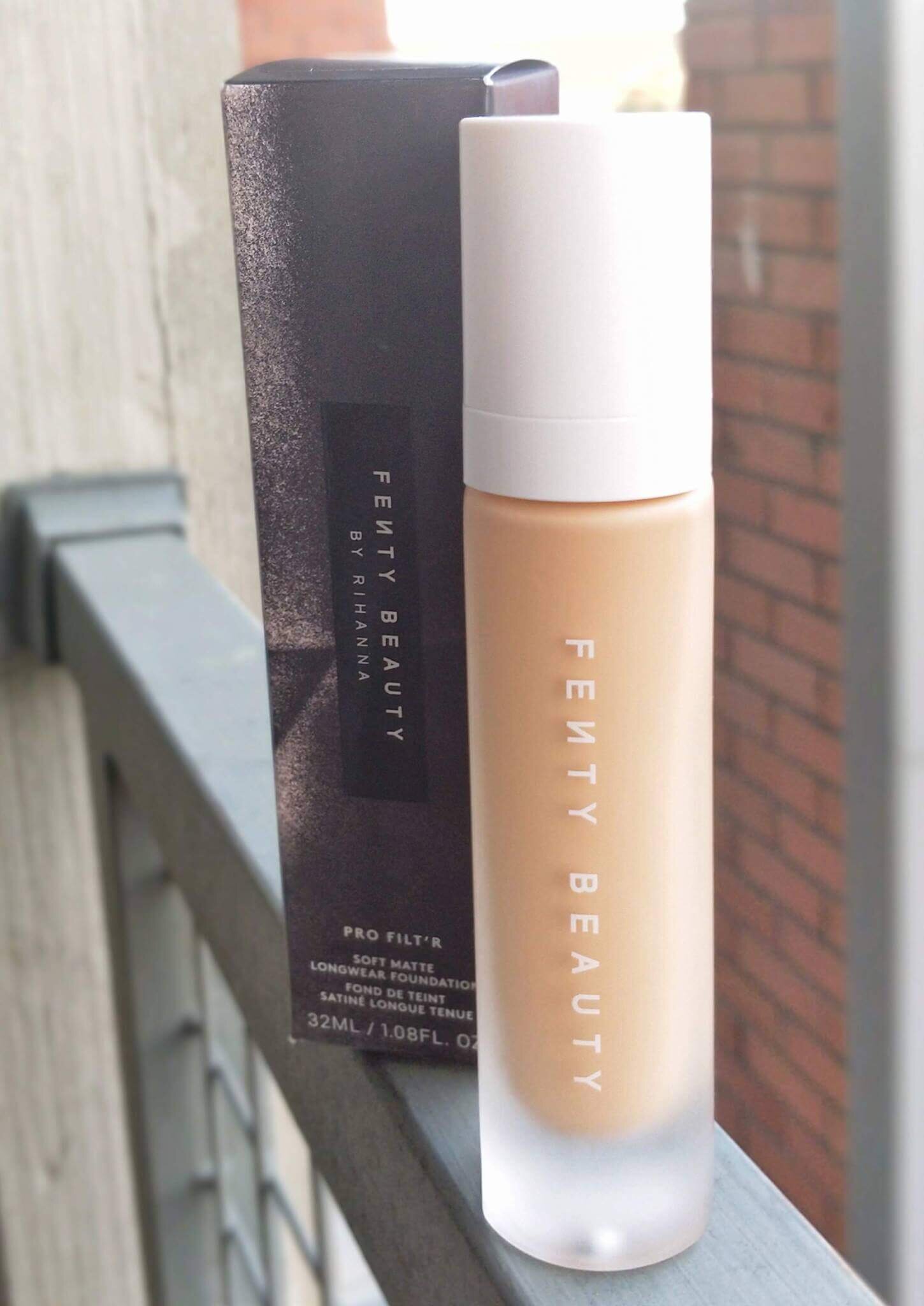 THE PALEST SHADE - Fenty Beauty Pro Filt'r Review