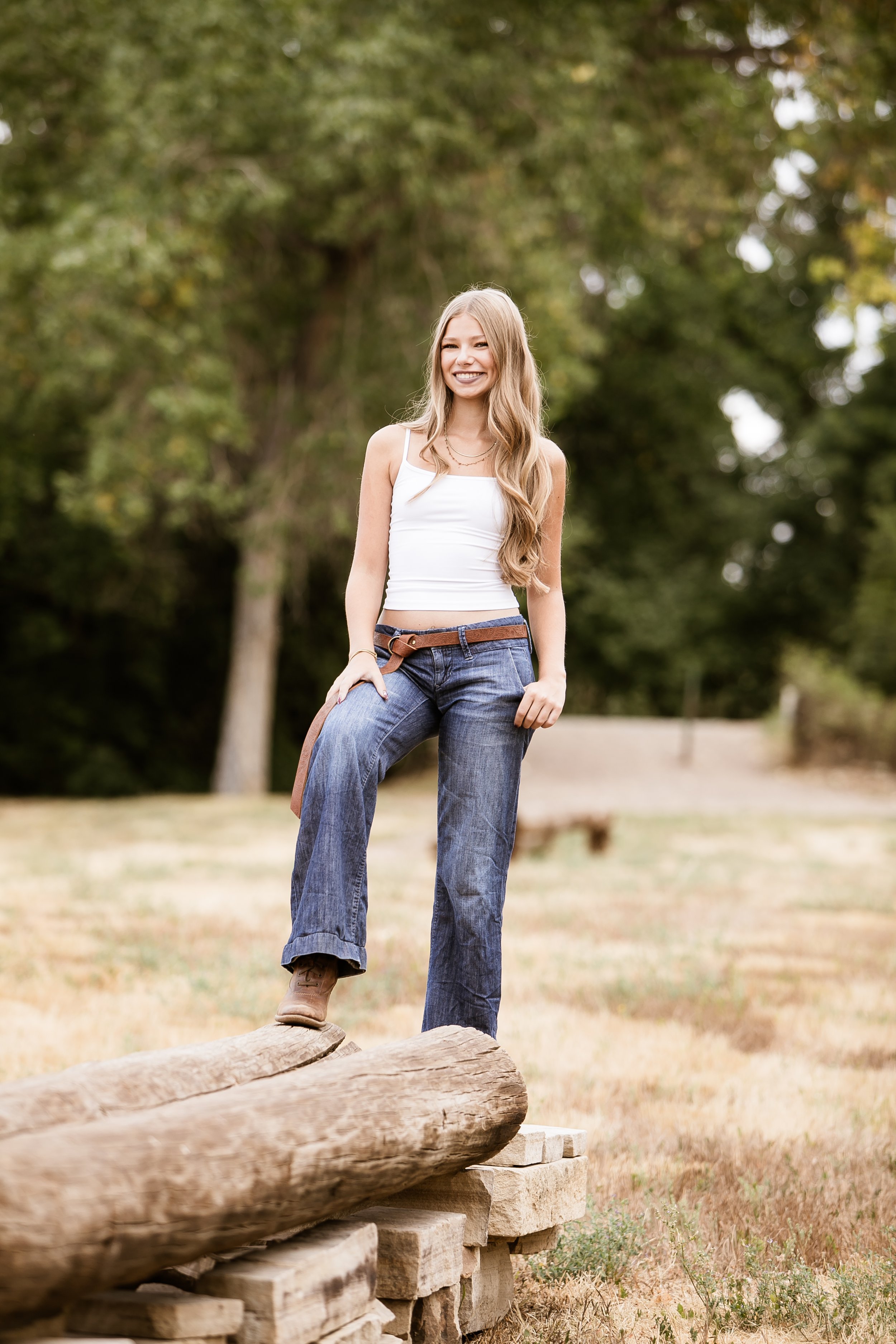 SimoneDSenior2025-2.jpg