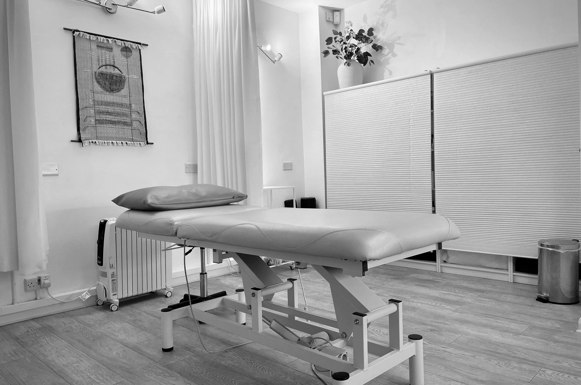 IMG_8978 Greyscale.jpg