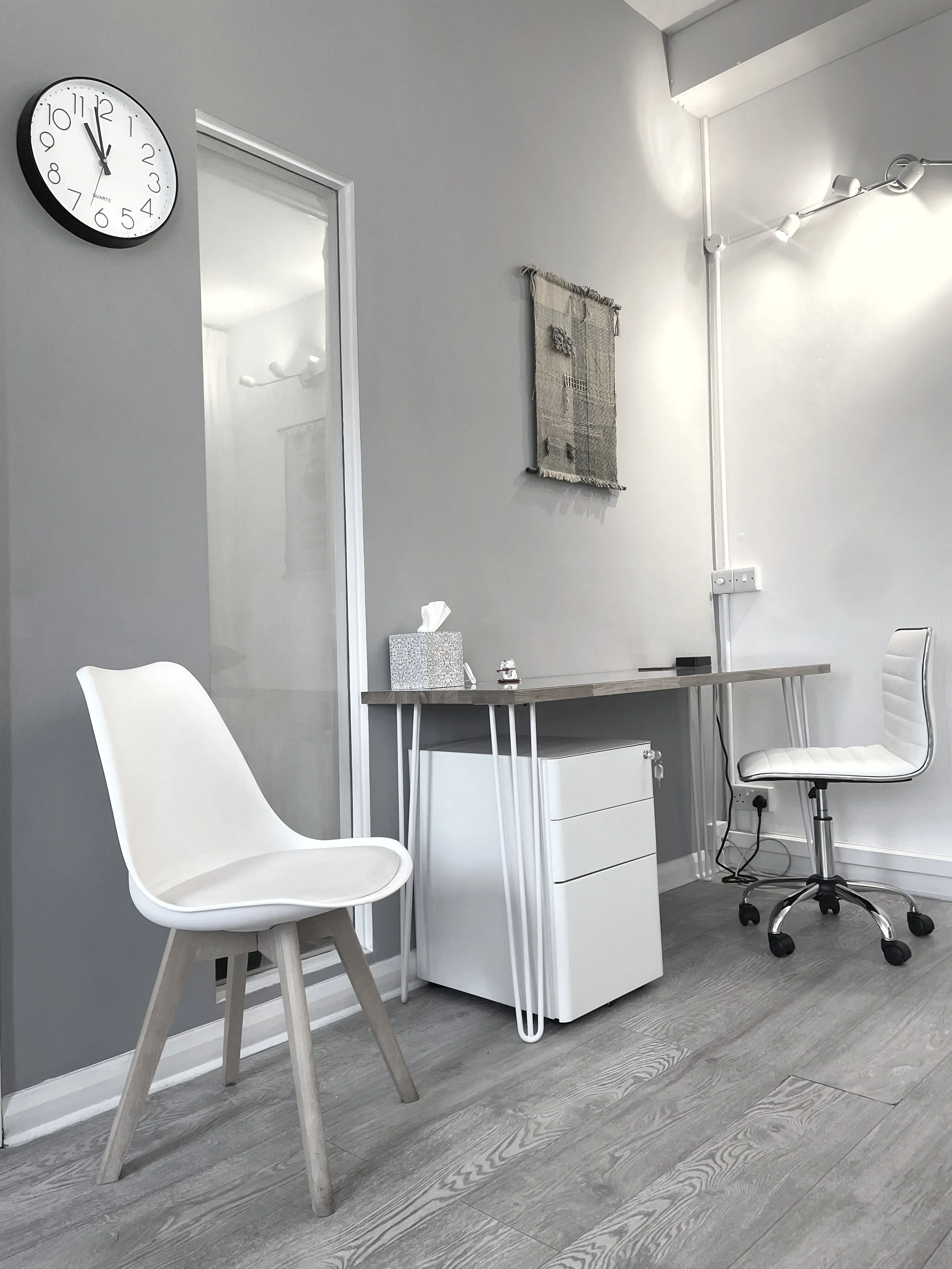 IMG_8925 greyscale.jpg