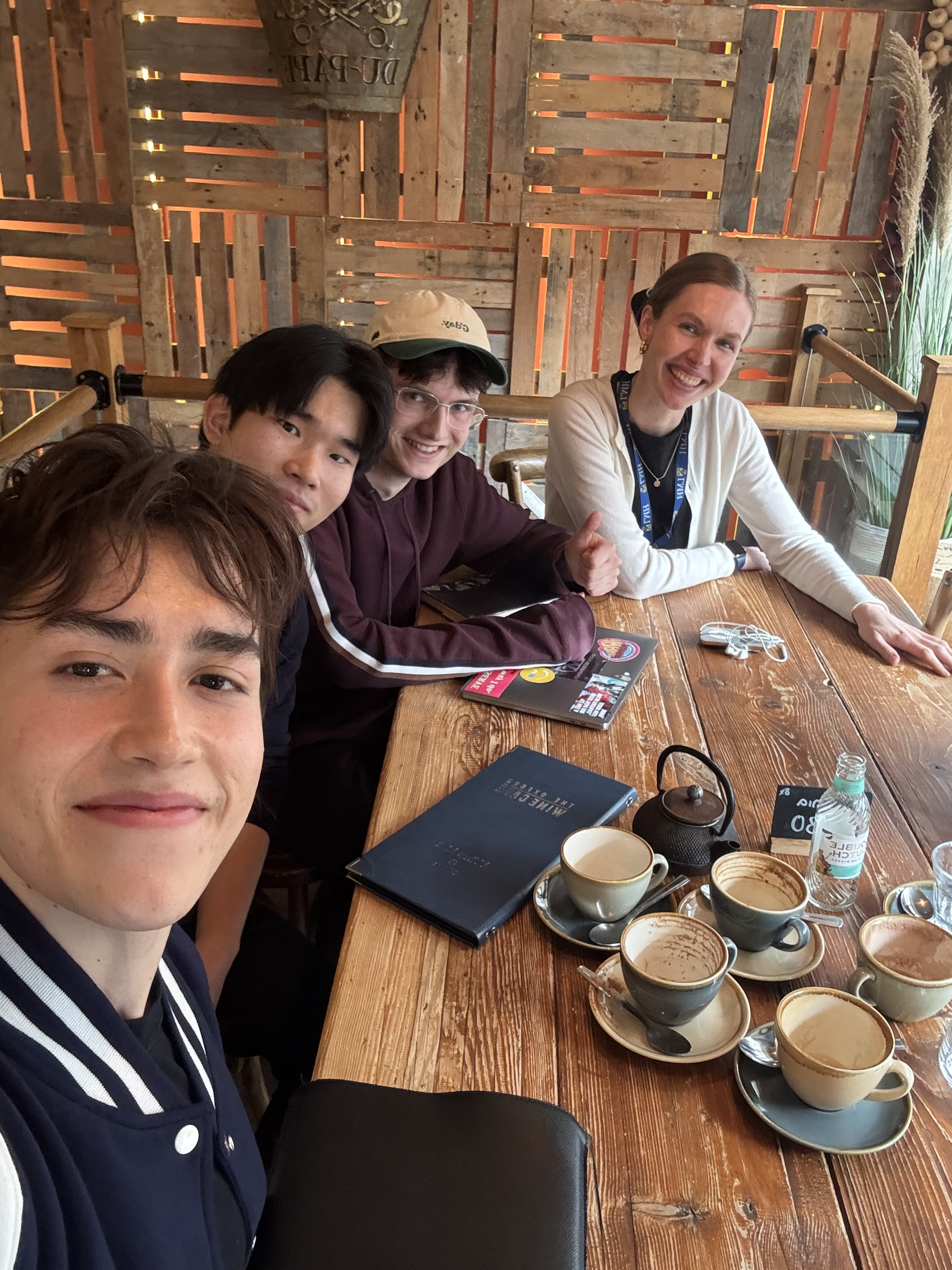 Clarendon_Wine_Cafe_Coworking_Photo3.png