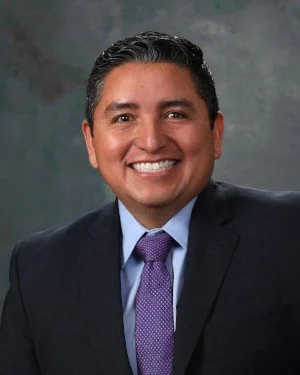 Derrick J. Lente