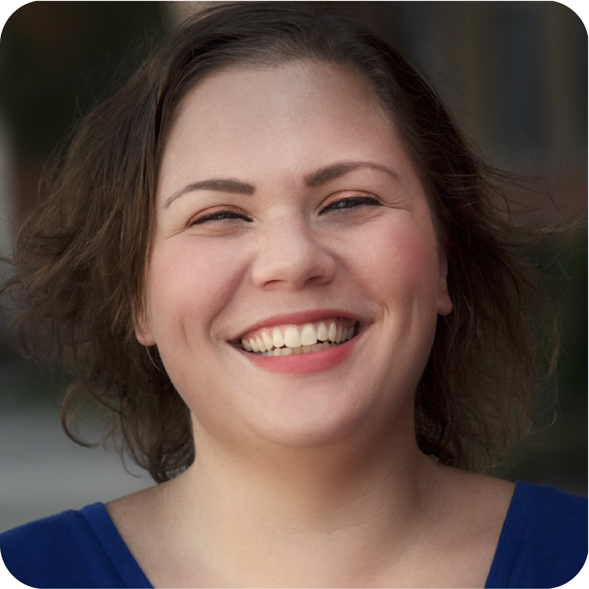 Laila Berzins headshot rounded.png