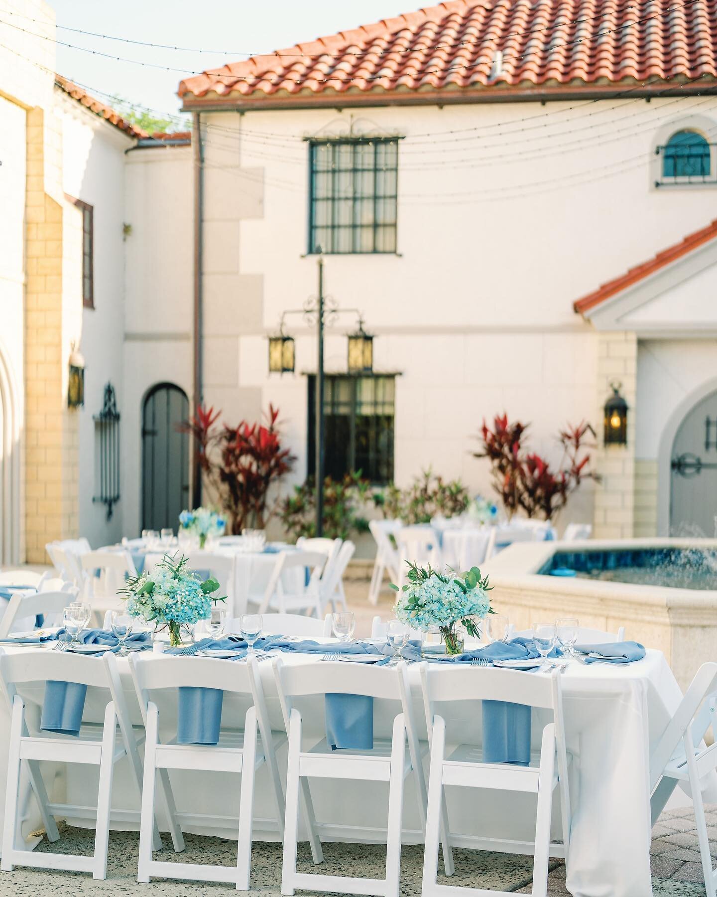 I think we can all agree that dusty blue is the color of the season 🩵

Venue: @bishopeventsfl 
Planning + Design: @elegantaffairsbydesign 
Photo: @amberyonkerphotography 
Beauty: @adorebridalhairandmakeup 
Entertainment: @sparknotesmusic 
Transporta