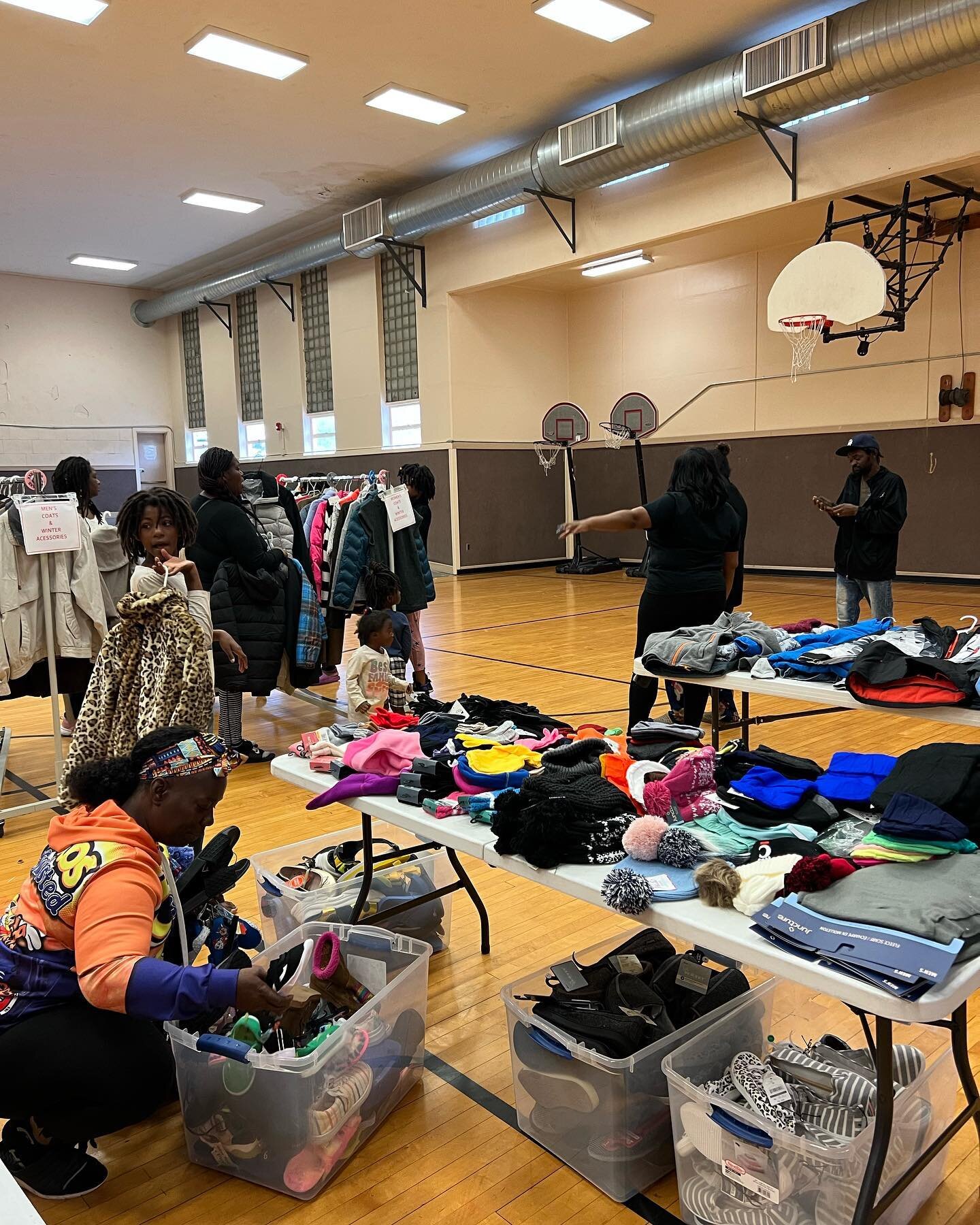 We did it! The first annual KZer0 coat drive was a success. We exceeded our expectations by having over 150 coats, hats and gloves for families in need this winter. Thank you to each organization that donated and each individual that gave as well. Ou