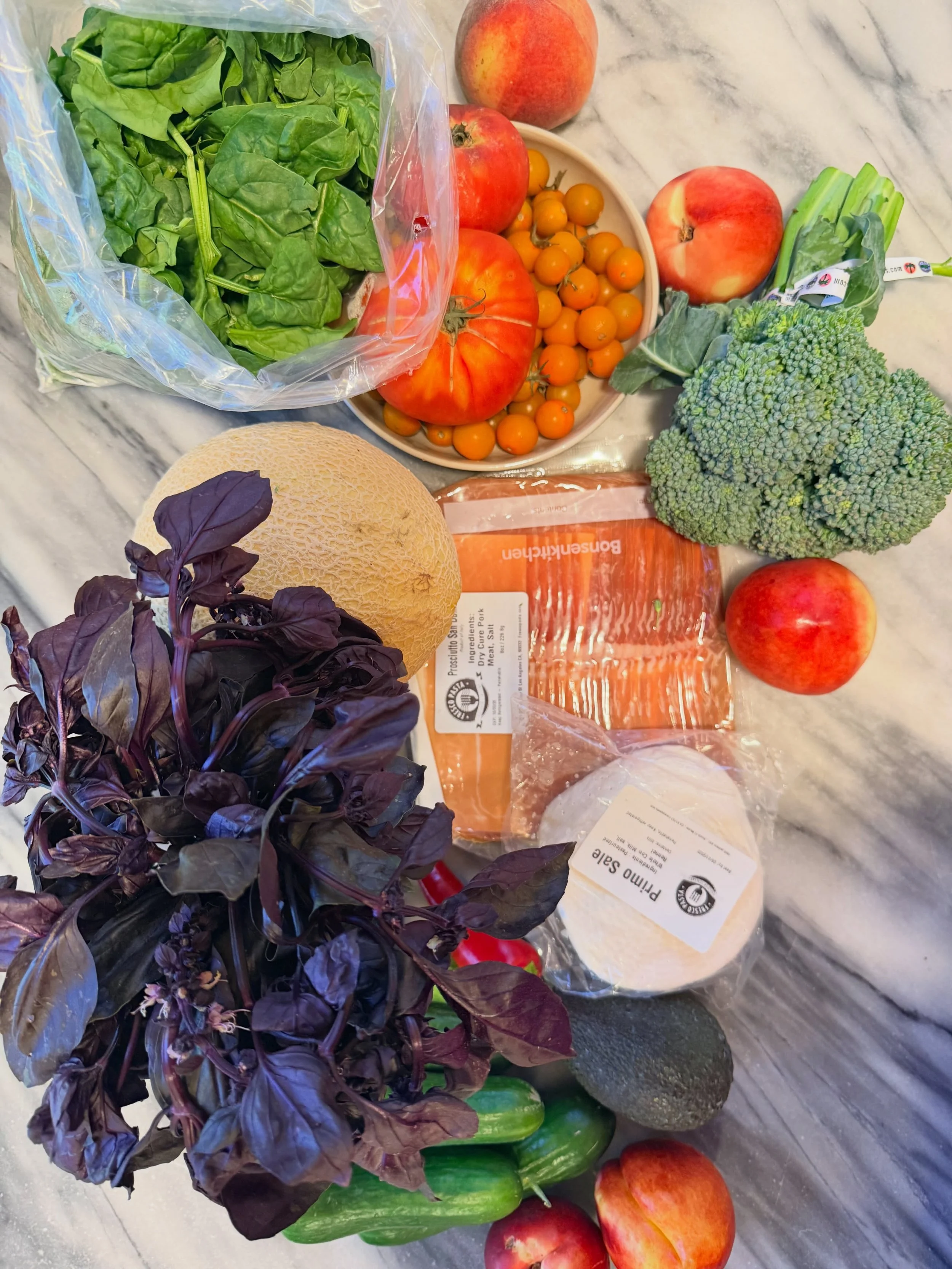 My loot from Sunday&rsquo;s Larchmont Village farmers&rsquo; market. My goal: to make salads, and not turn on the stove all week. So far, so good. It&rsquo;s been a fun experiment in using what you have. And expanding the definition of salad. 🥗