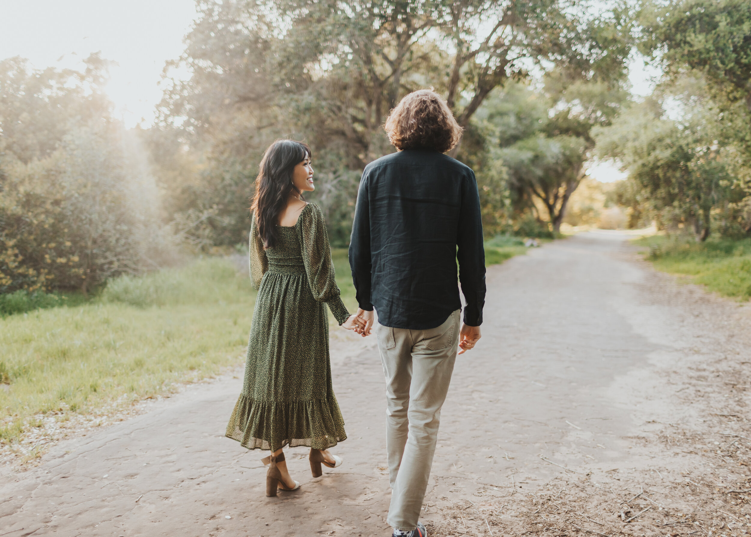 How to pick an outfit for your engagement photos — Emma Nicole Photography