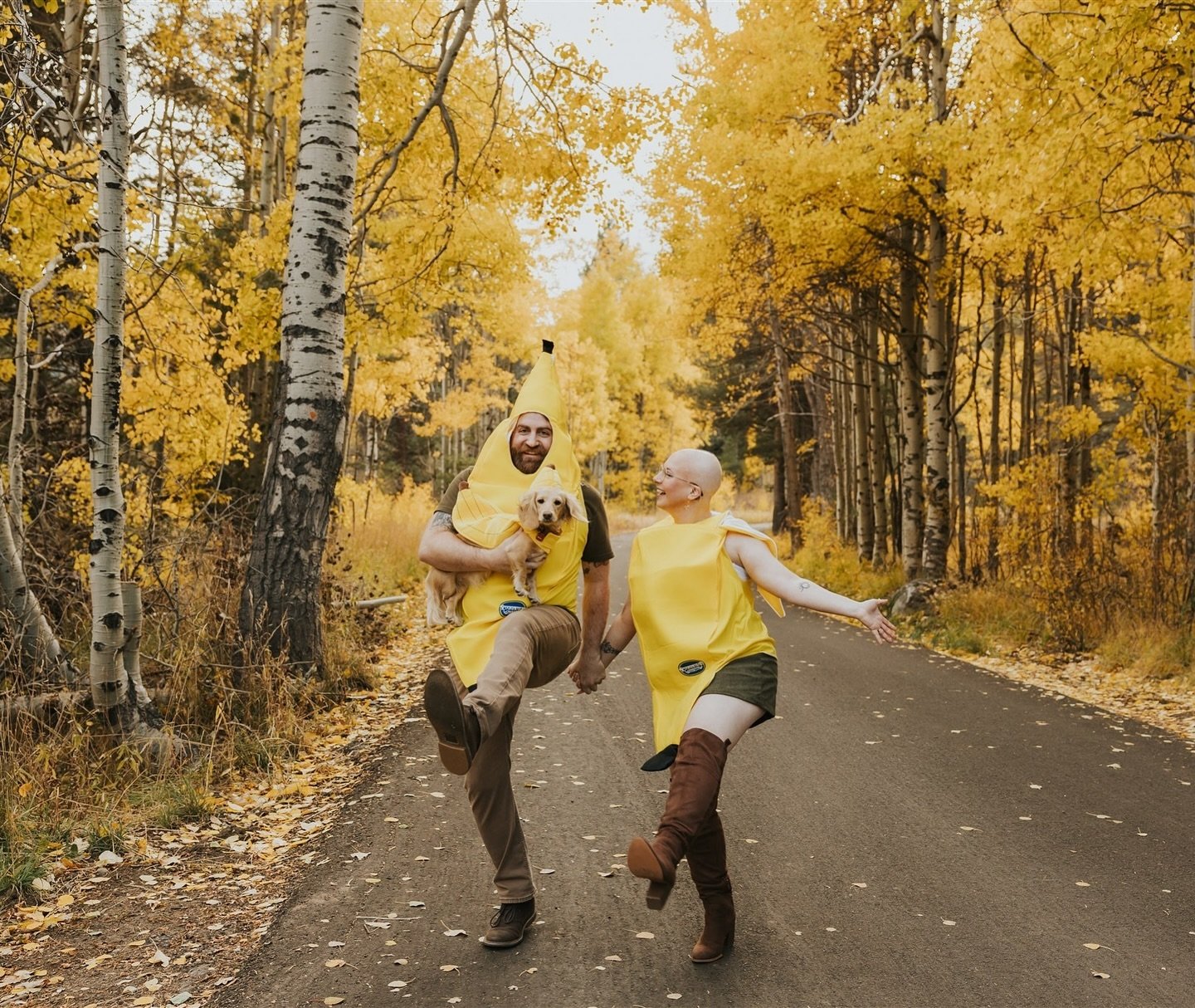 This year has been 🍌🍌🍌

Happy Halloween, everyone!! 
&bull;
&bull;
&bull;
&bull;
#weddingphotography #familyphotography #weddingphotographer #familyphotos #halloween #banana #californiaweddingphotographer #bayareaweddingphotographer #southlaketaho