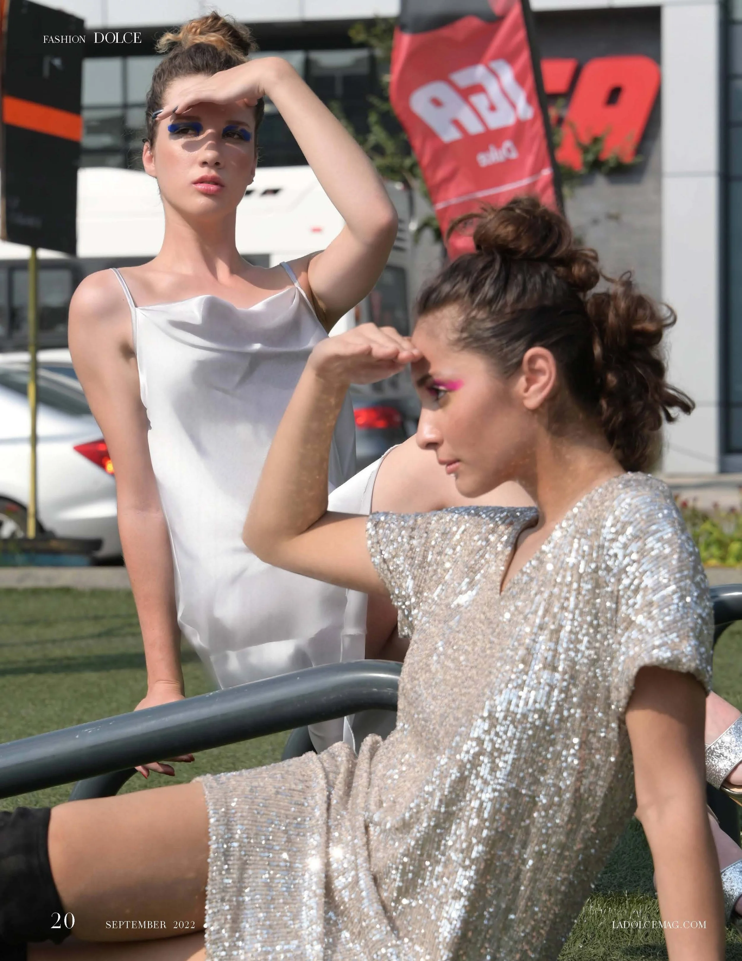 DOLCE MAGAZINE SEPTEMBER FASHION 11_Página_20 (1).jpg