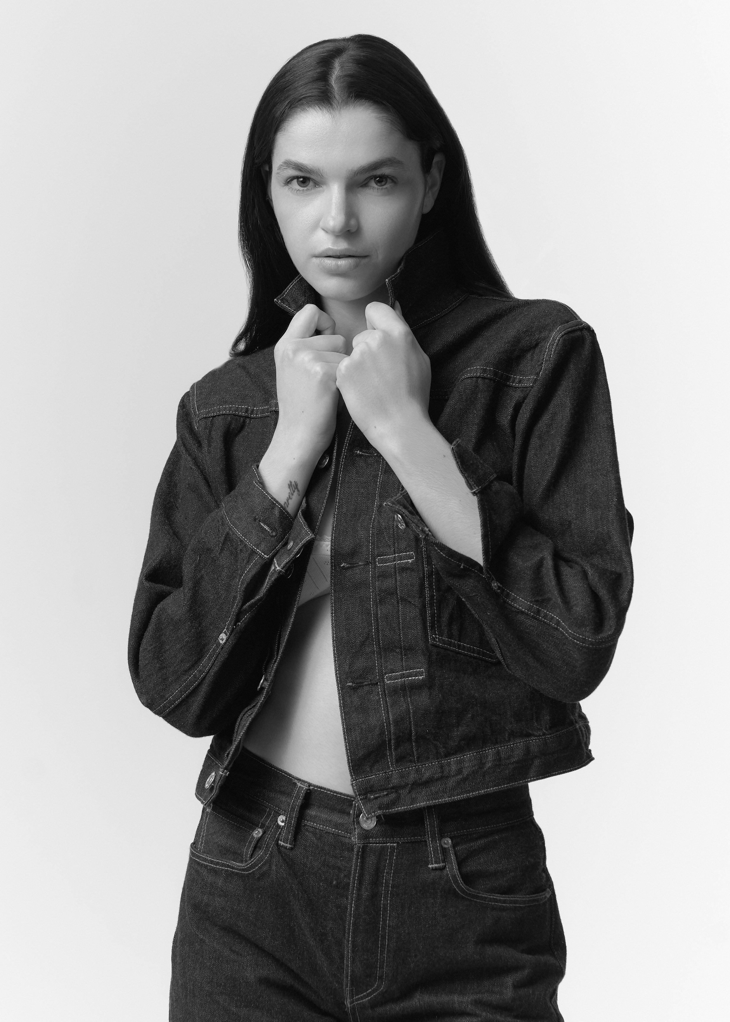 042826_annelise_ophelia_madireen_test_99_5x7 1.jpg