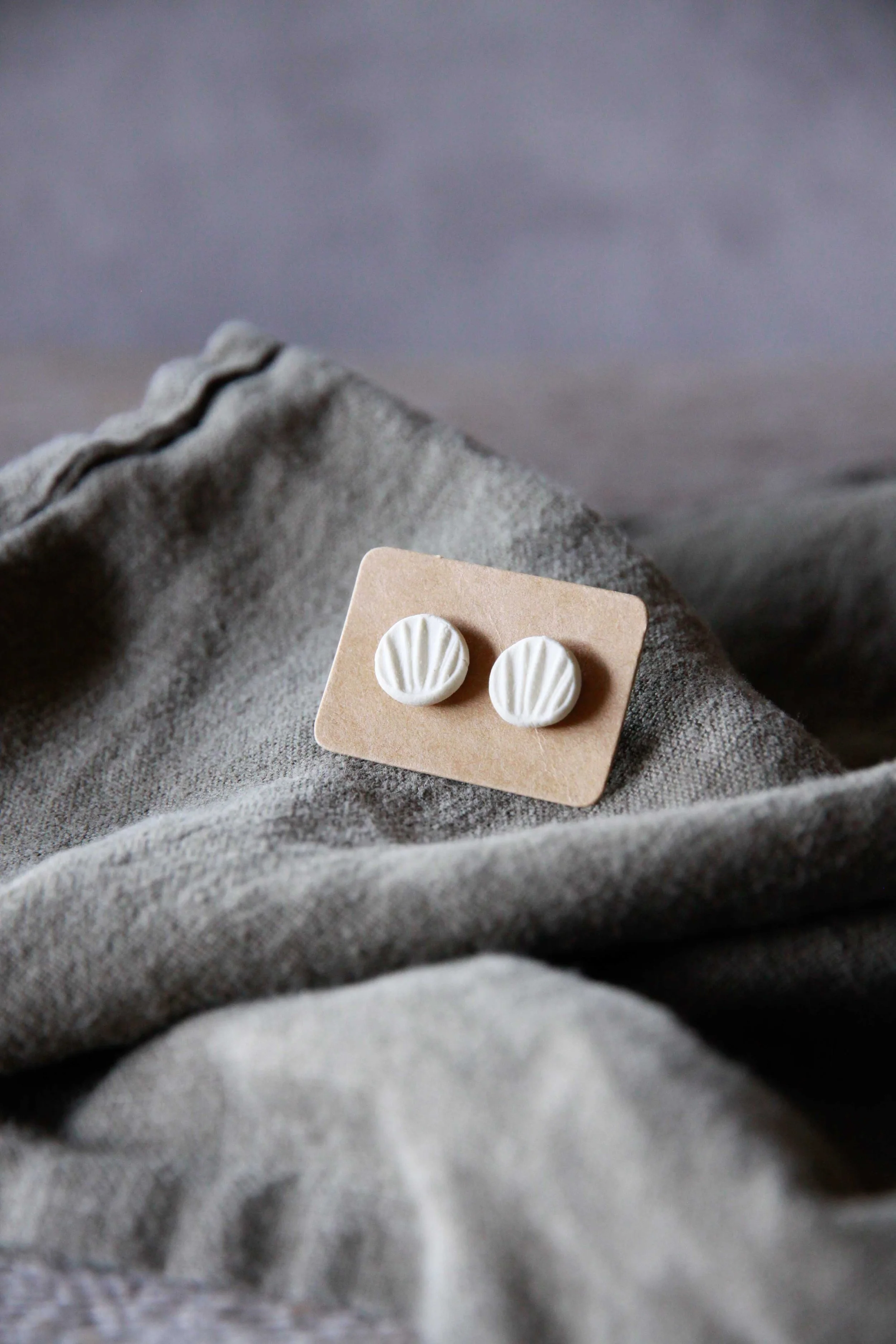 earring studs | scallops